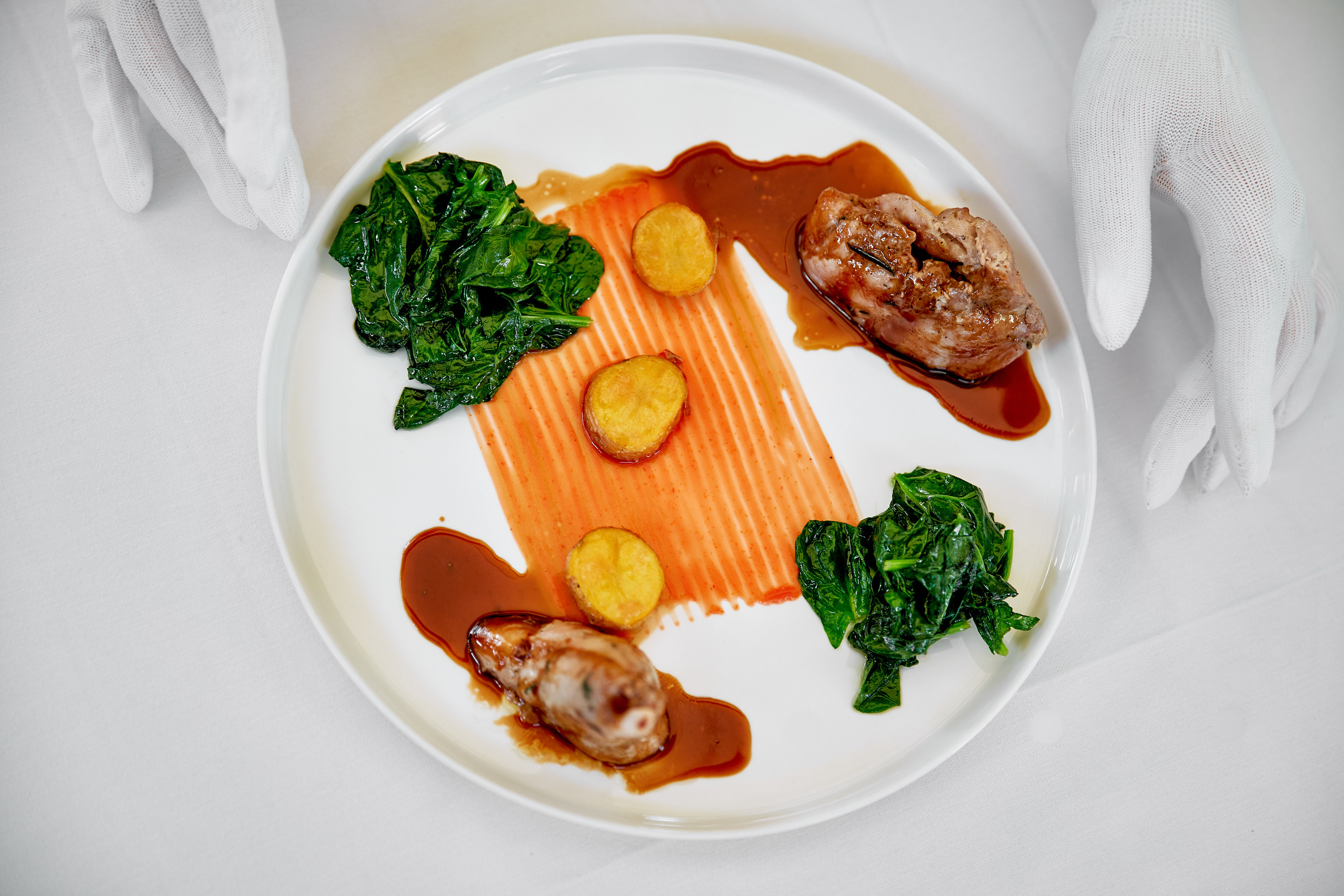 ASUNTA MADRE SMM контент. Фотограф в Москве и по всему миру — Олег Акентьев (Events, Светская Хроника, FTP)