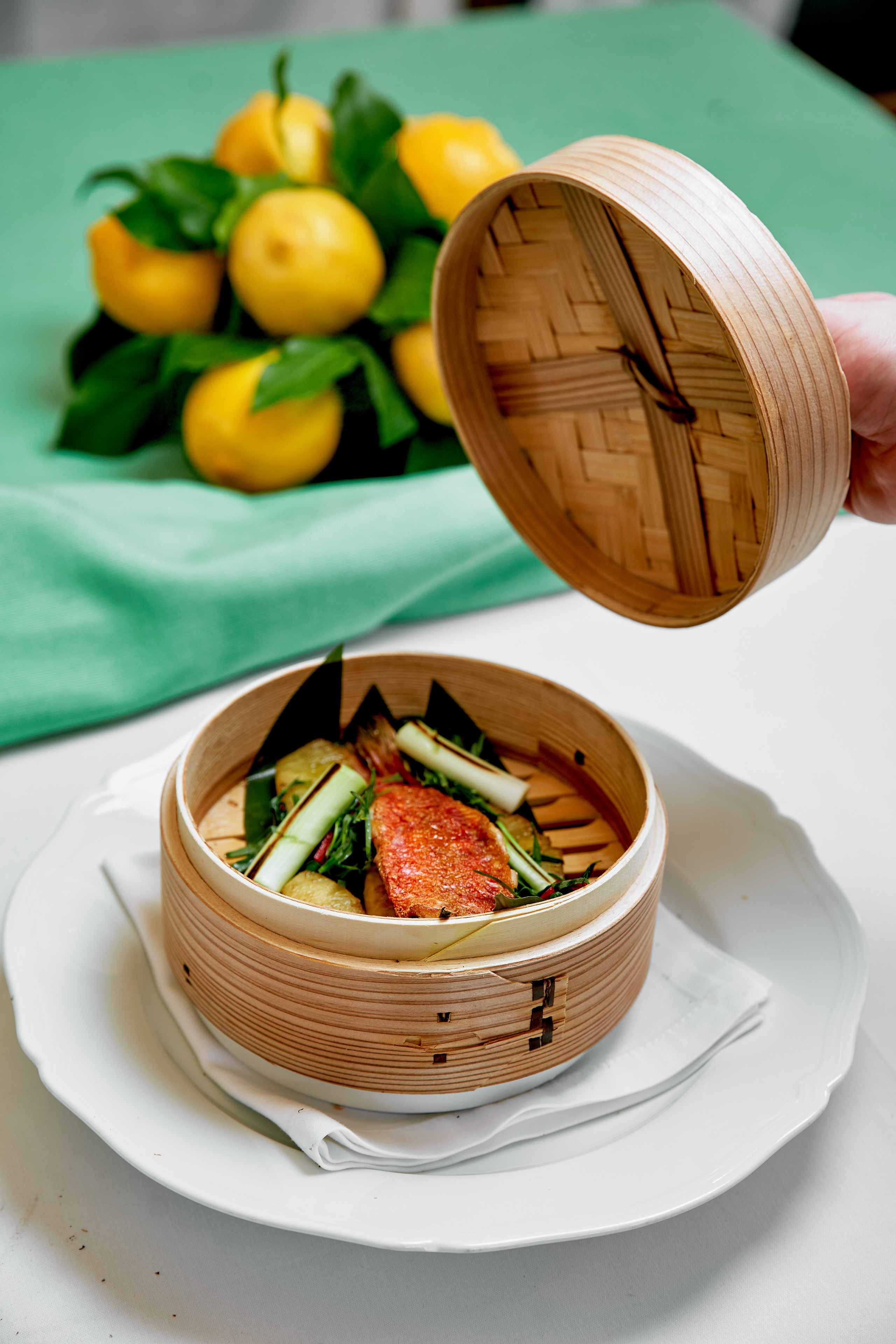 ASUNTA MADRE SMM контент. Фотограф в Москве и по всему миру — Олег Акентьев (Events, Светская Хроника, FTP)