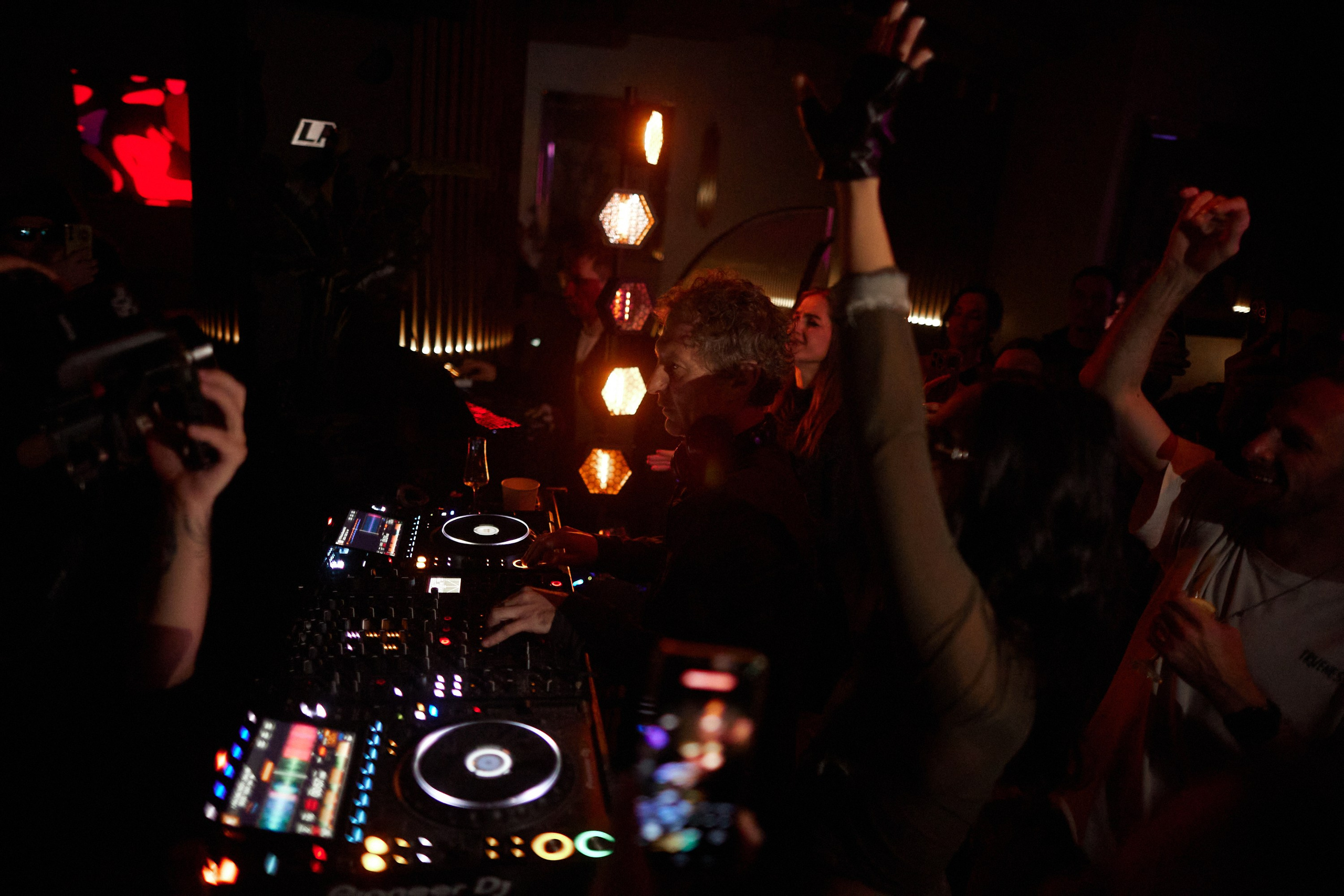 Dj Nils в Сочи. RetroChic Фото