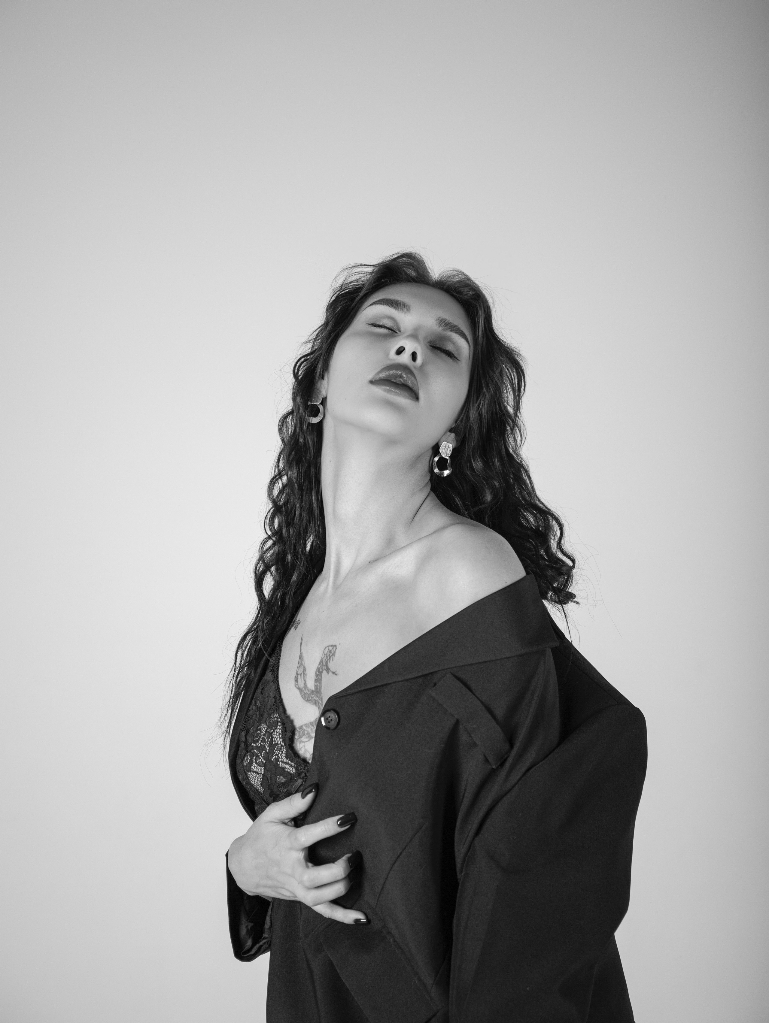 На циклораме. Свадебный и семейный фотограф в Москве Мила Широких