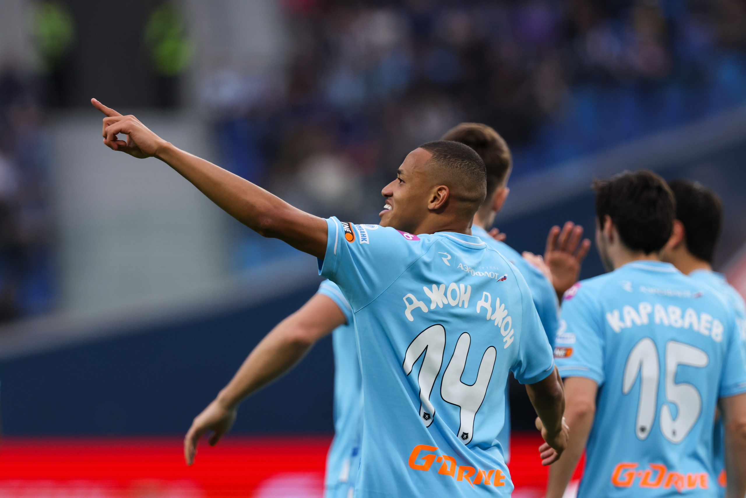 ФК «Зенит» — ФК «Крылья советов». Спортивный и репортажный фотограф Антон Тереханов