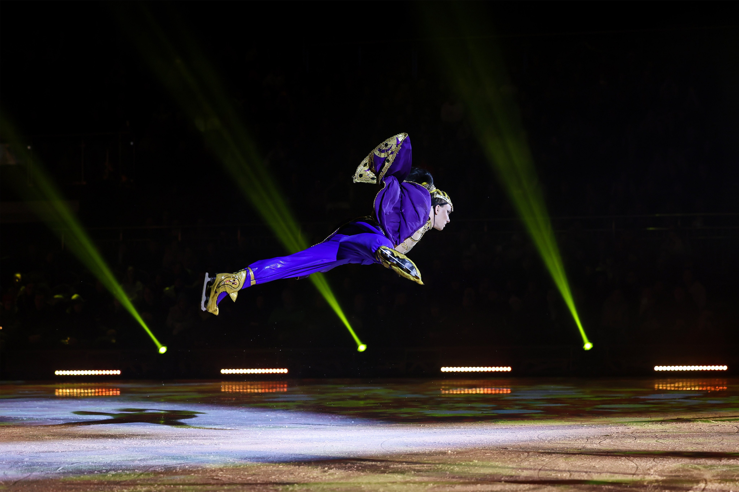 «История любви Шахеризады» шоу на льду 03.01.2024. Спортивный и репортажный фотограф Антон Тереханов