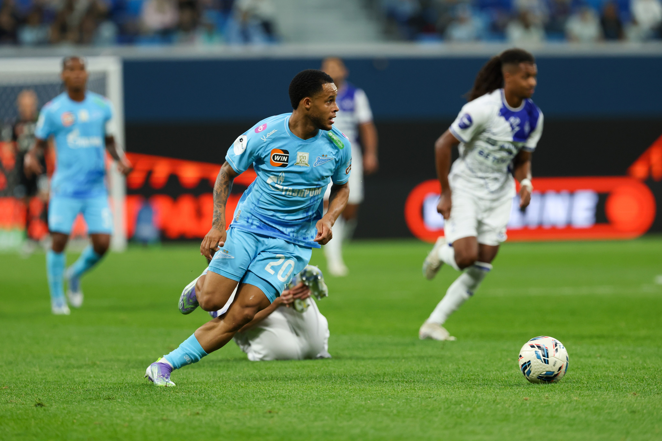 ФК «Зенит» — ФК «Динамо» Махачкала 23.08.2025. Спортивный и репортажный фотограф Антон Тереханов