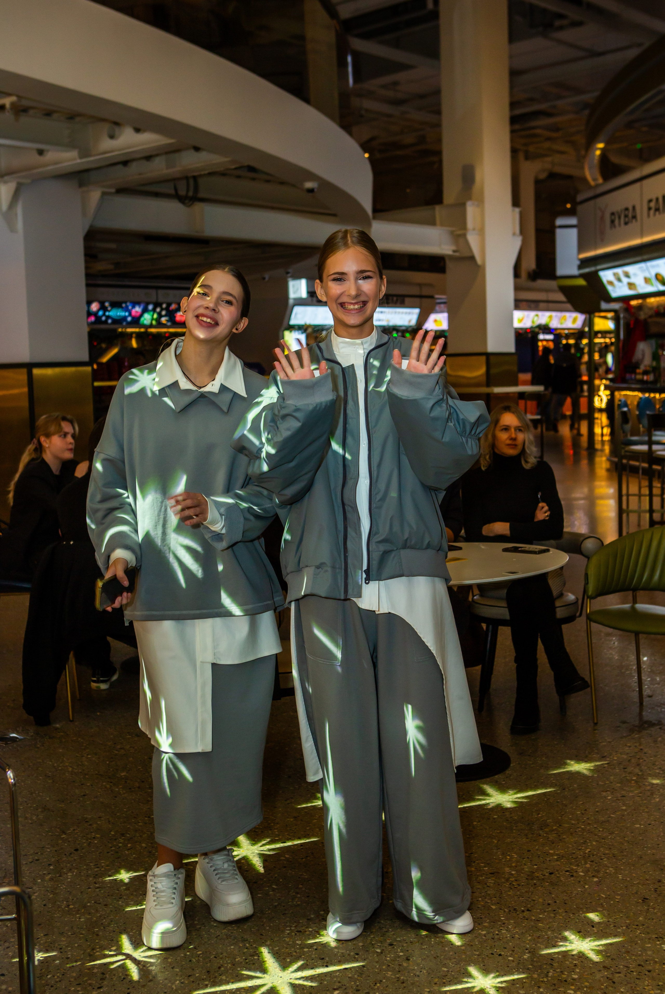 Показ-концерт детского модельного агентства SAYMYNAME. Репортажный, семейный, свадебный, портретный фотограф