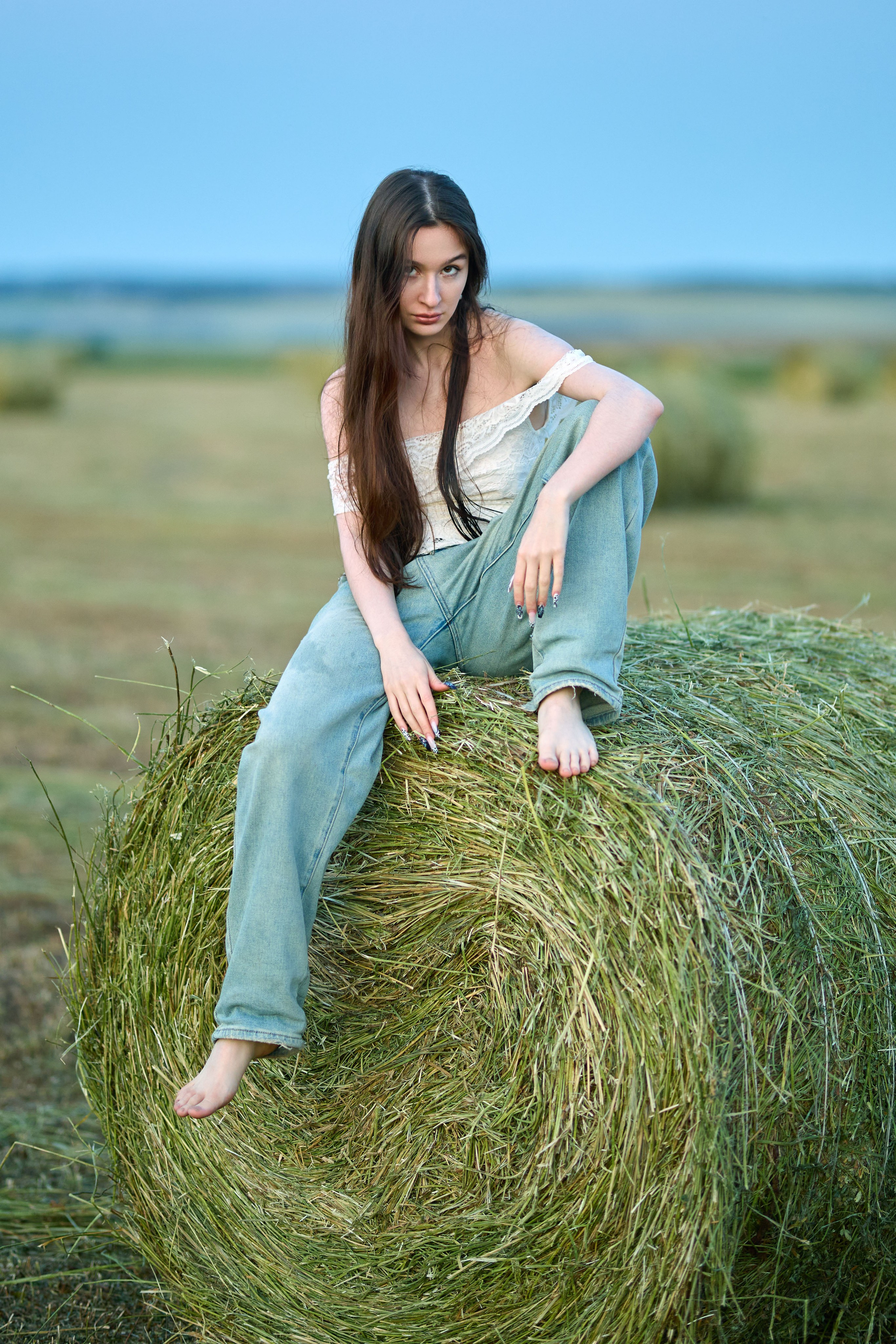 Фотосессия в пшеничном поле и с сеном. Чувашия, Чебоксары. Владимир Суздалов (ProMaXe) — Портретный фотограф, тематические фотосессии в Чебоксарах
