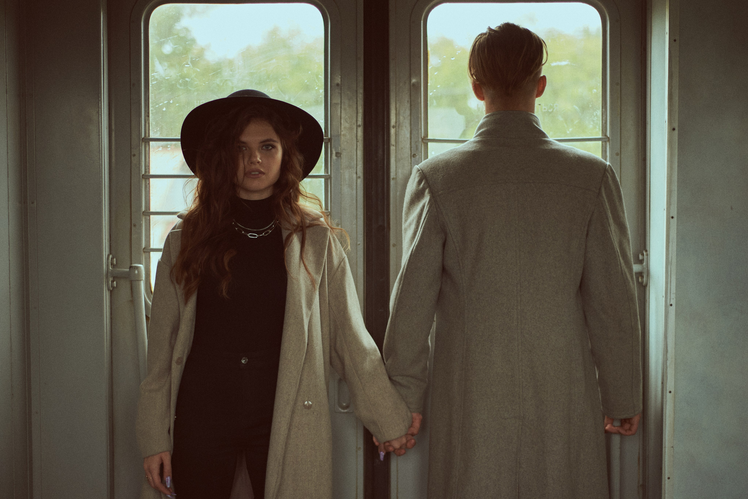 Красивые love-story фотосессии в Сочи, Адлере, Красной поляне, Розе Хутор. Фотограф для женщин и мужчин, контента для бизнеса в Сочи, Адлере, Красной поляне, Розе Хутор