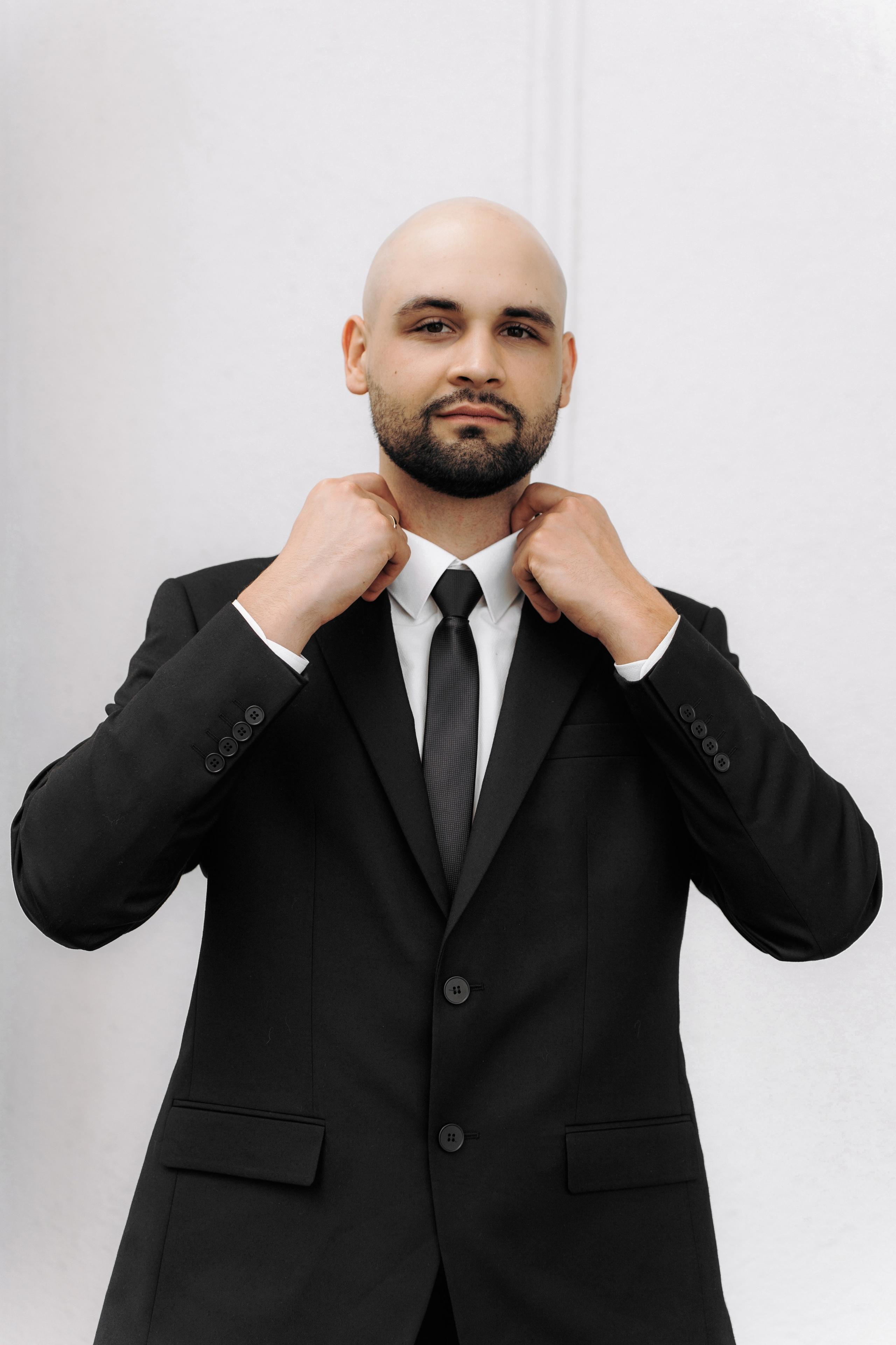 Любовь на фоне старого аэропорта. Ваш семейный фотограф в Минске — Вика Трегубова