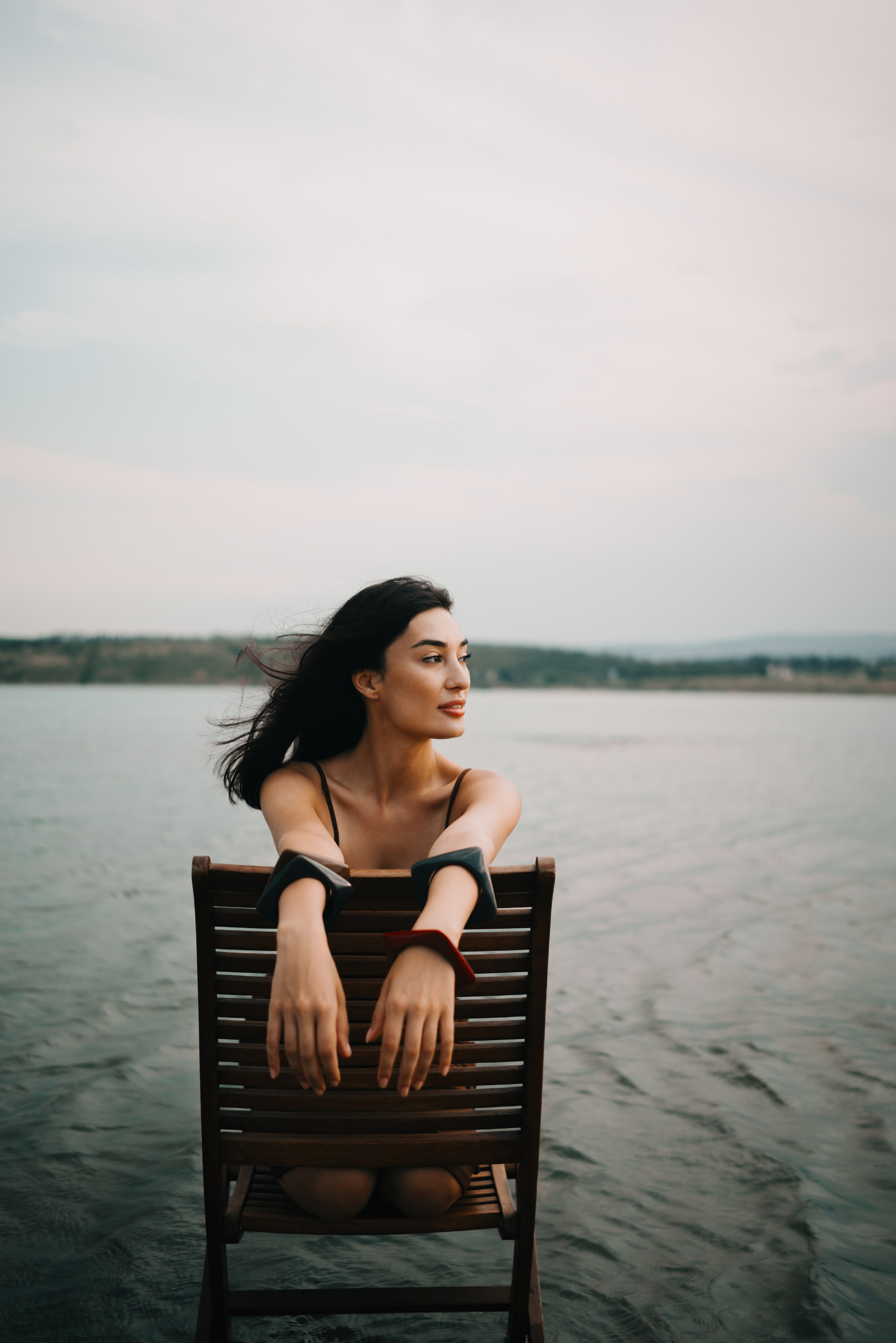 Фотосессия знаменитой стендап-комикессы Арианы Лолаевой. Портретный и свадебный фотограф в Тбилиси • xeniqo