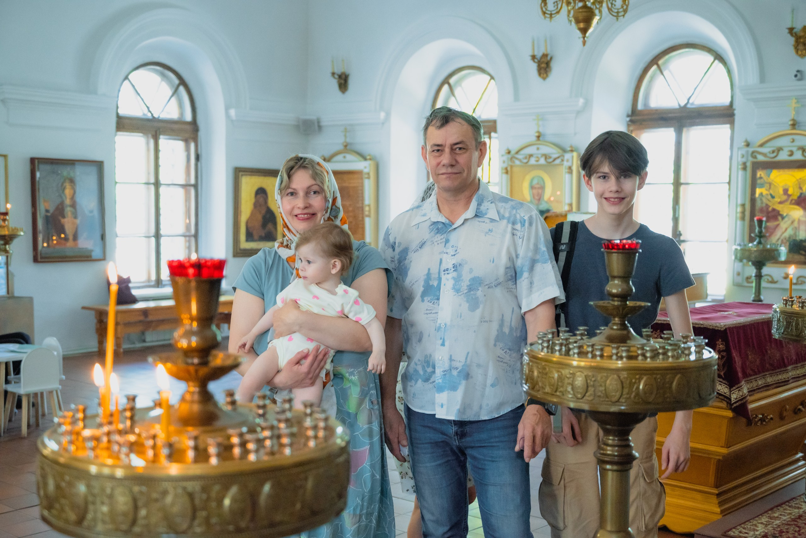 Свадьба, роспись в ЗАГСе, венчание, крещение, выписка из роддома — фотосъёмка. Визуальная упаковка брендов и проектов через фото и видеопроизводство