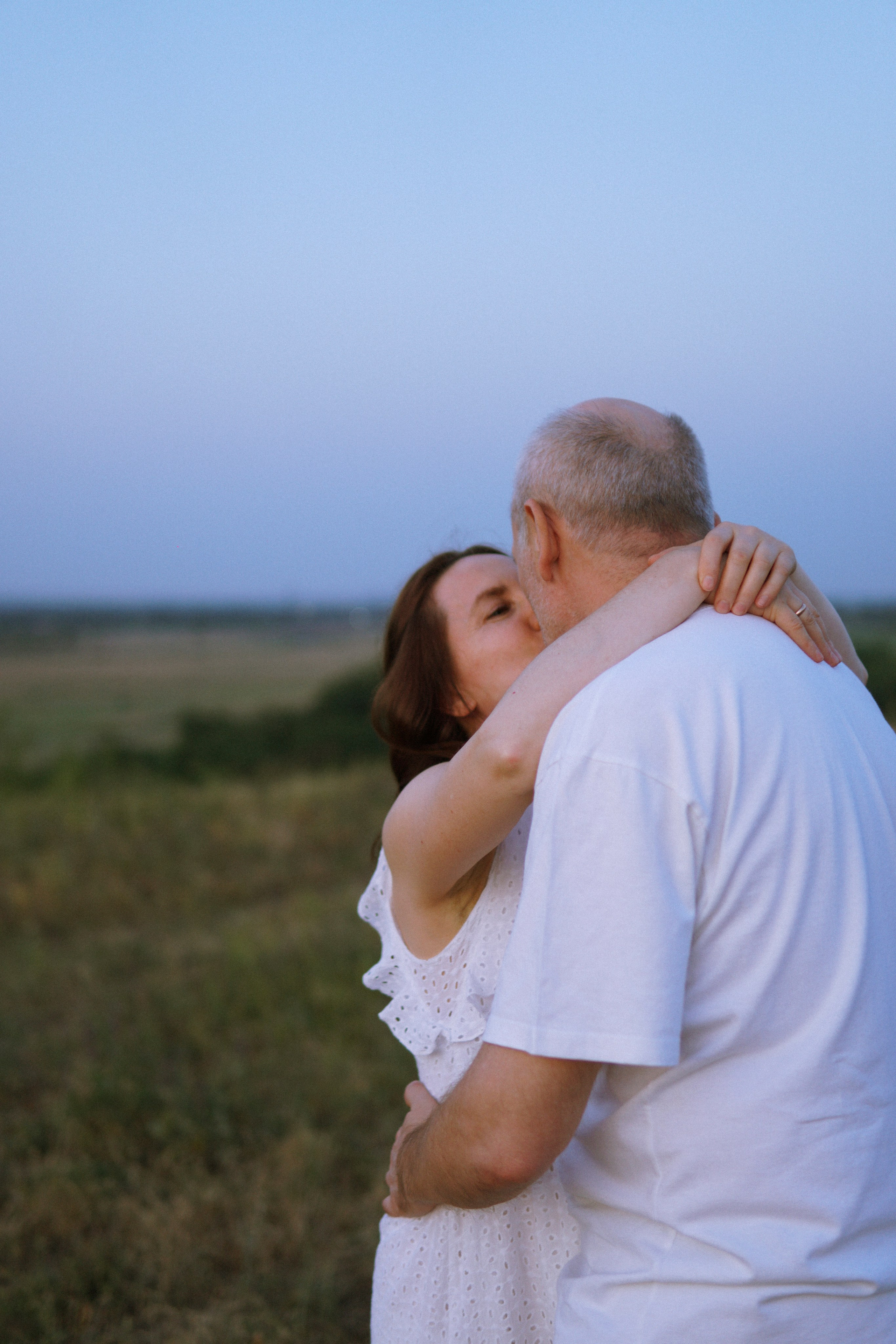 Семейная фотосессия на природе в Новочеркасске. Дмитрий и Эмилия. Фотограф в Ростове-на-Дону Марина Мальцева