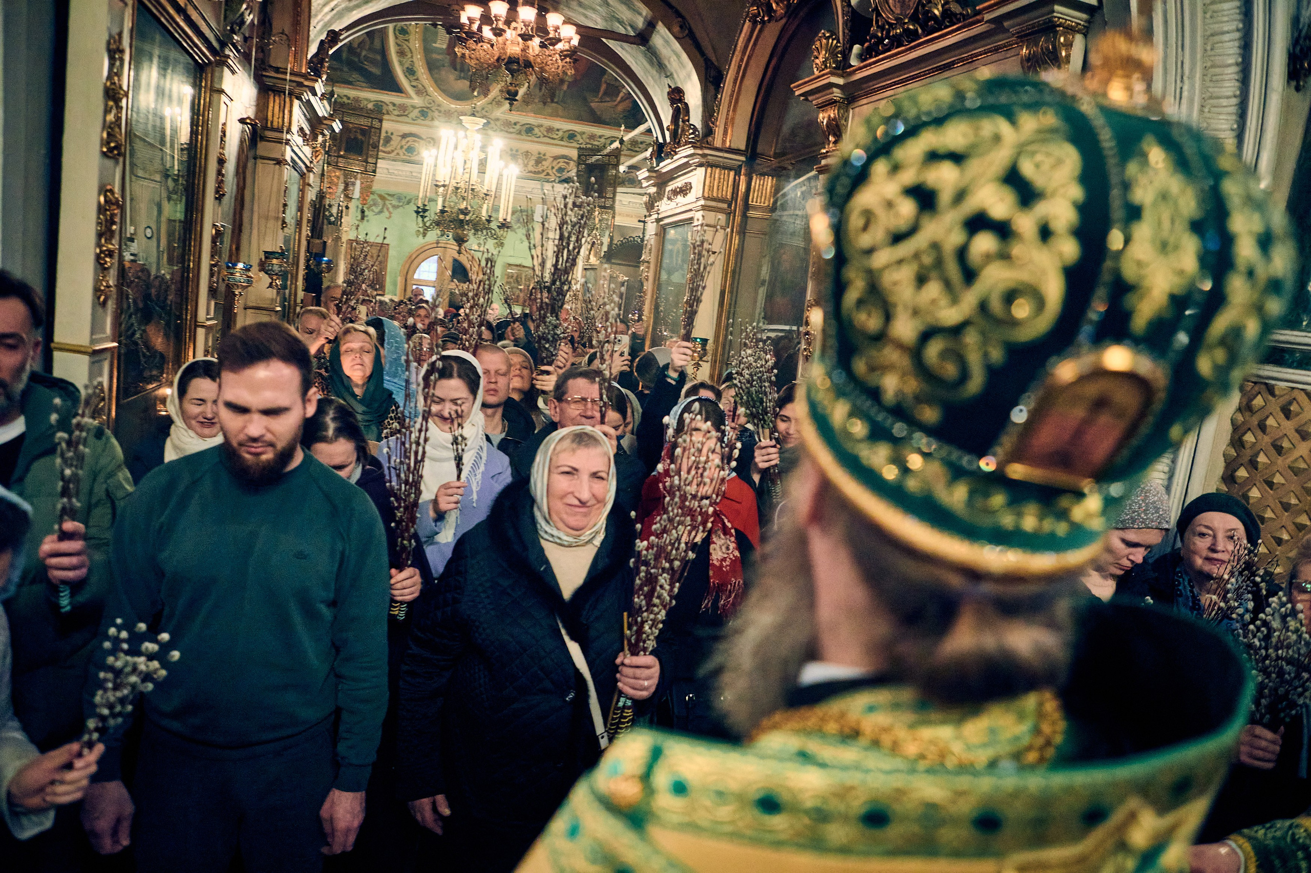 ВСЕНОЩНАЯ НА ВЕРБНОЕ ВОСКРЕСЕНИЕ. DMITRY MOISEENKO — фотограф, художник, топ-стилист