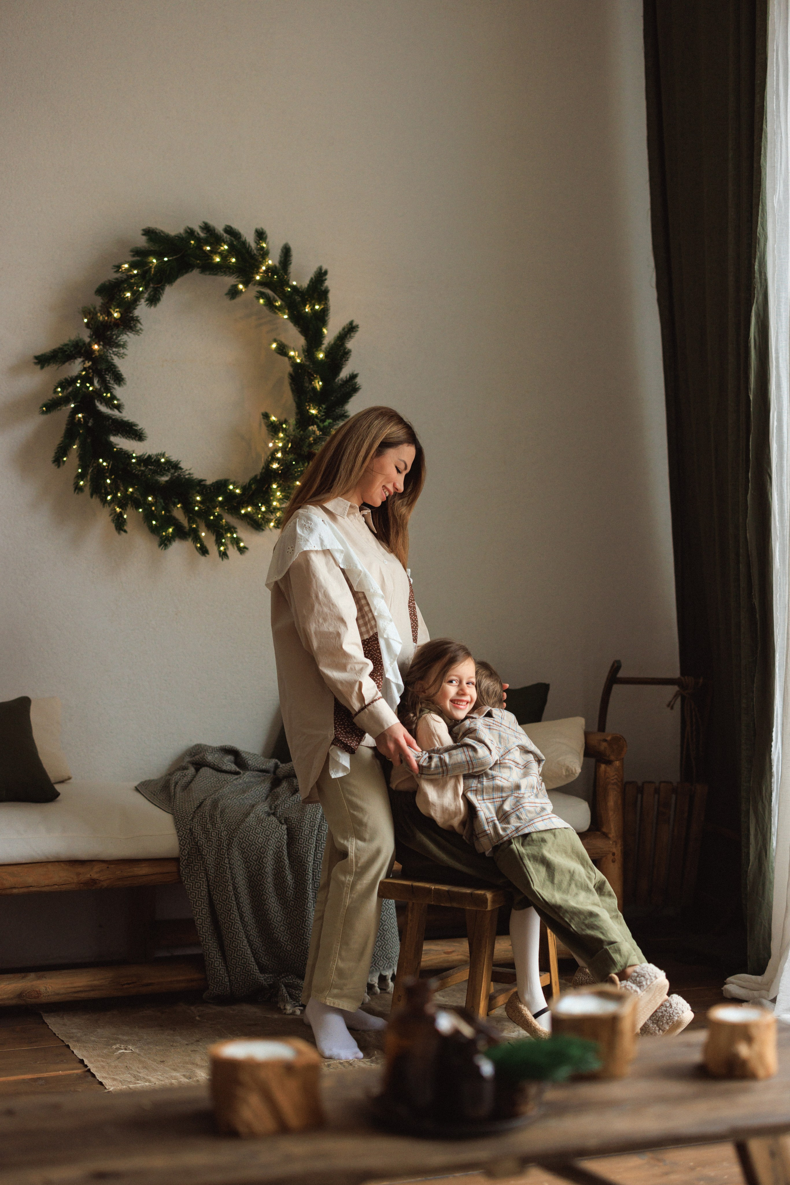 Семейная фотосессия в фотостудии «MESTONE», город Краснодар. Семейный и детский фотограф в Краснодаре Анна Трашкова