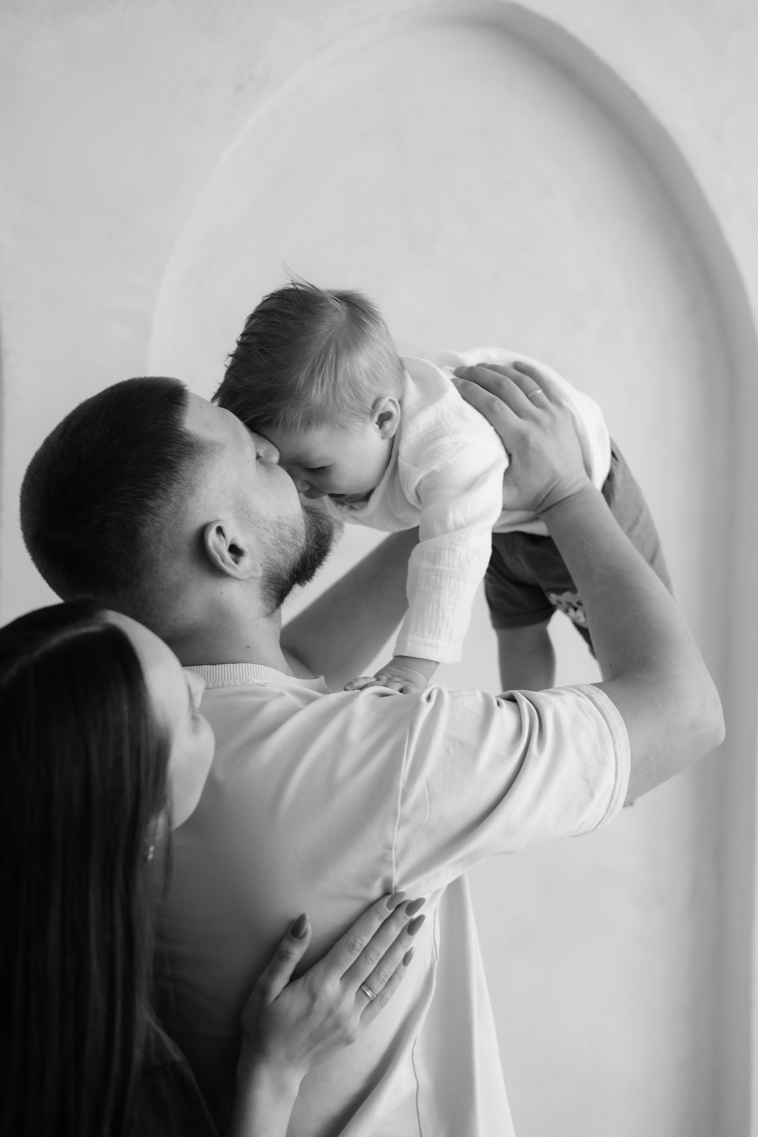 Арсений с мамой и папой. Фотограф в Кемерово Миллер Анна