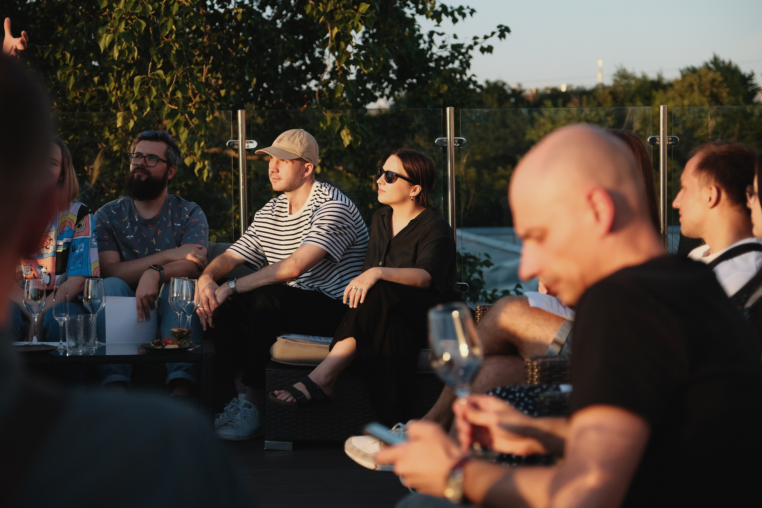 Фотограф на вечеринку в Москве сделал фотографии корпоратива.