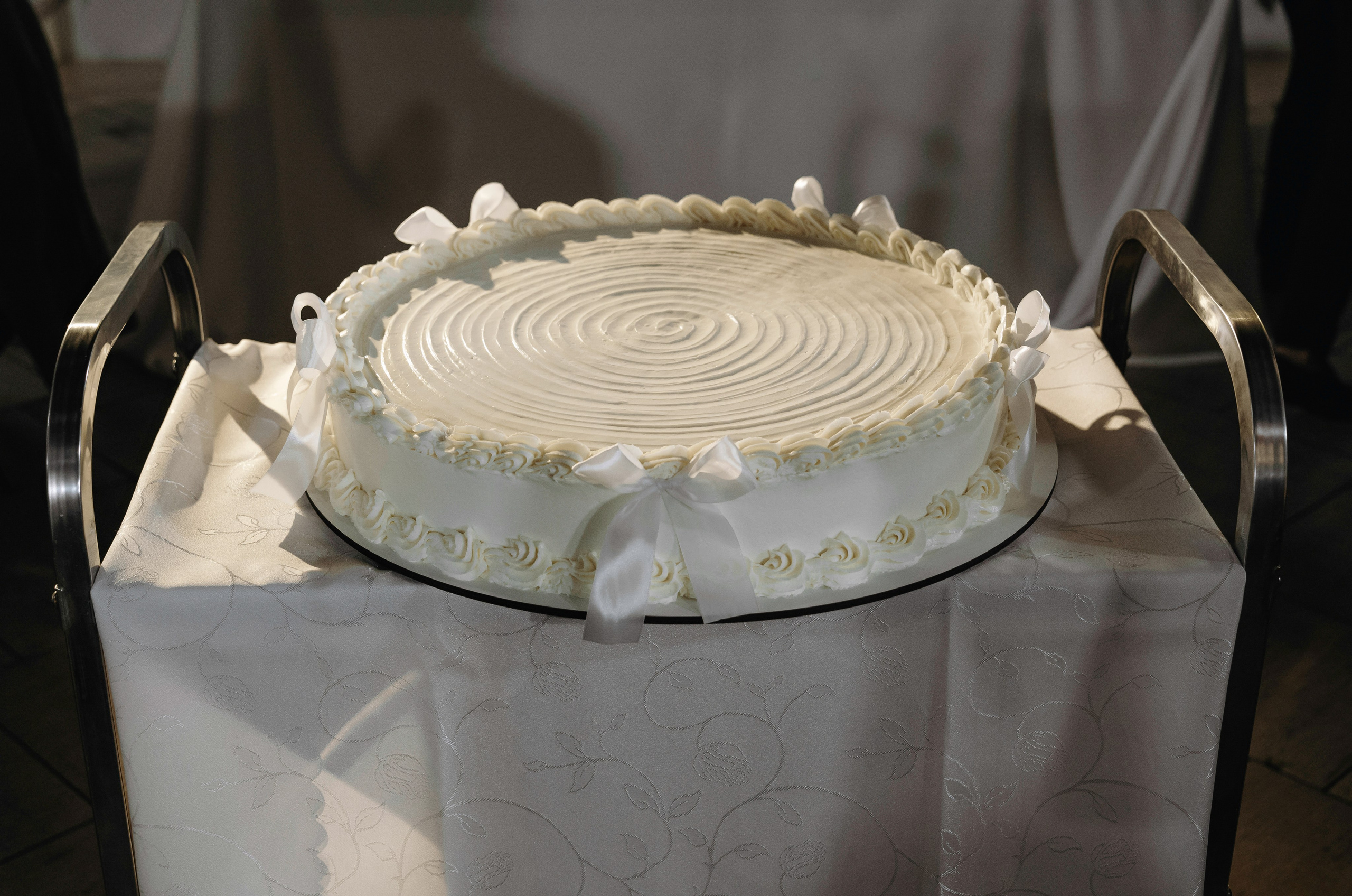 Живи, пока живется, пока бушует кровь. Свадебный фотограф в Минске Вадим Бурчик