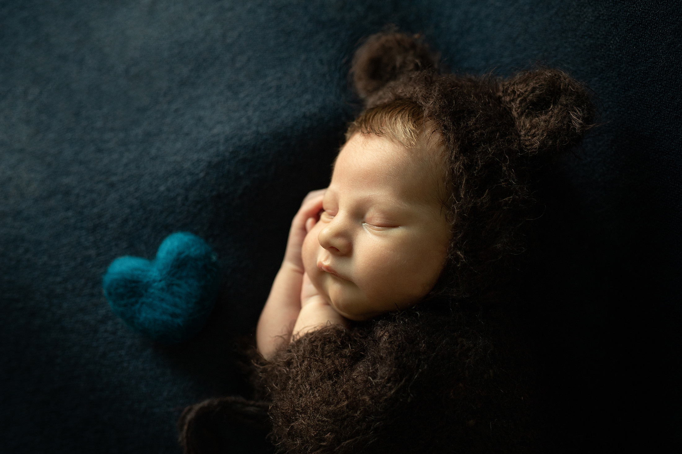 Фотосессия малыша Екатеринбург. Фотосессия новорождённого Екатеринбург. Фотограф newborn Екатеринбург. Фотограф новорожденных Екатеринбург. Фотограф Екатеринбург. Фотосессия Екатеринбург. Фотосессия под ключ Екатеринбург 