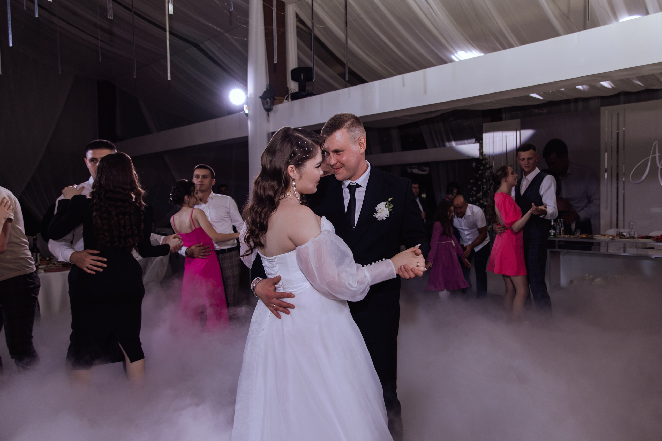 Свадебная фотосессия Артема и Ольги. СВАДЕБНЫЙ ФОТОГРАФ И ВИДЕОГРАФ УЛЬЯНОВСК