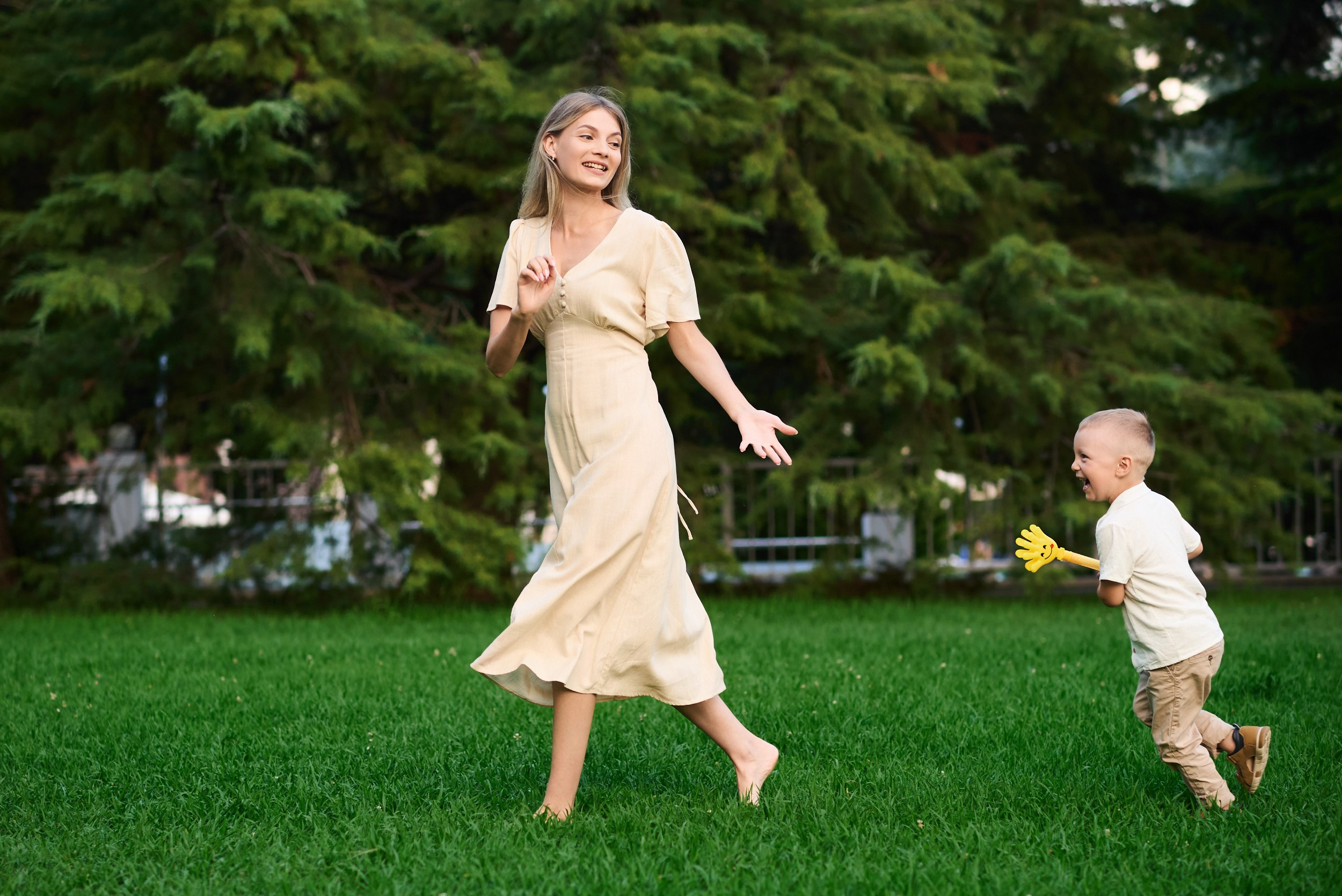 Семейные фотосессии в Сочи, Адлере, Сириусе, Красной поляне от профессионального фотографа. Фотограф для женщин и мужчин, контента для бизнеса в Сочи, Адлере, Красной поляне, Розе Хутор