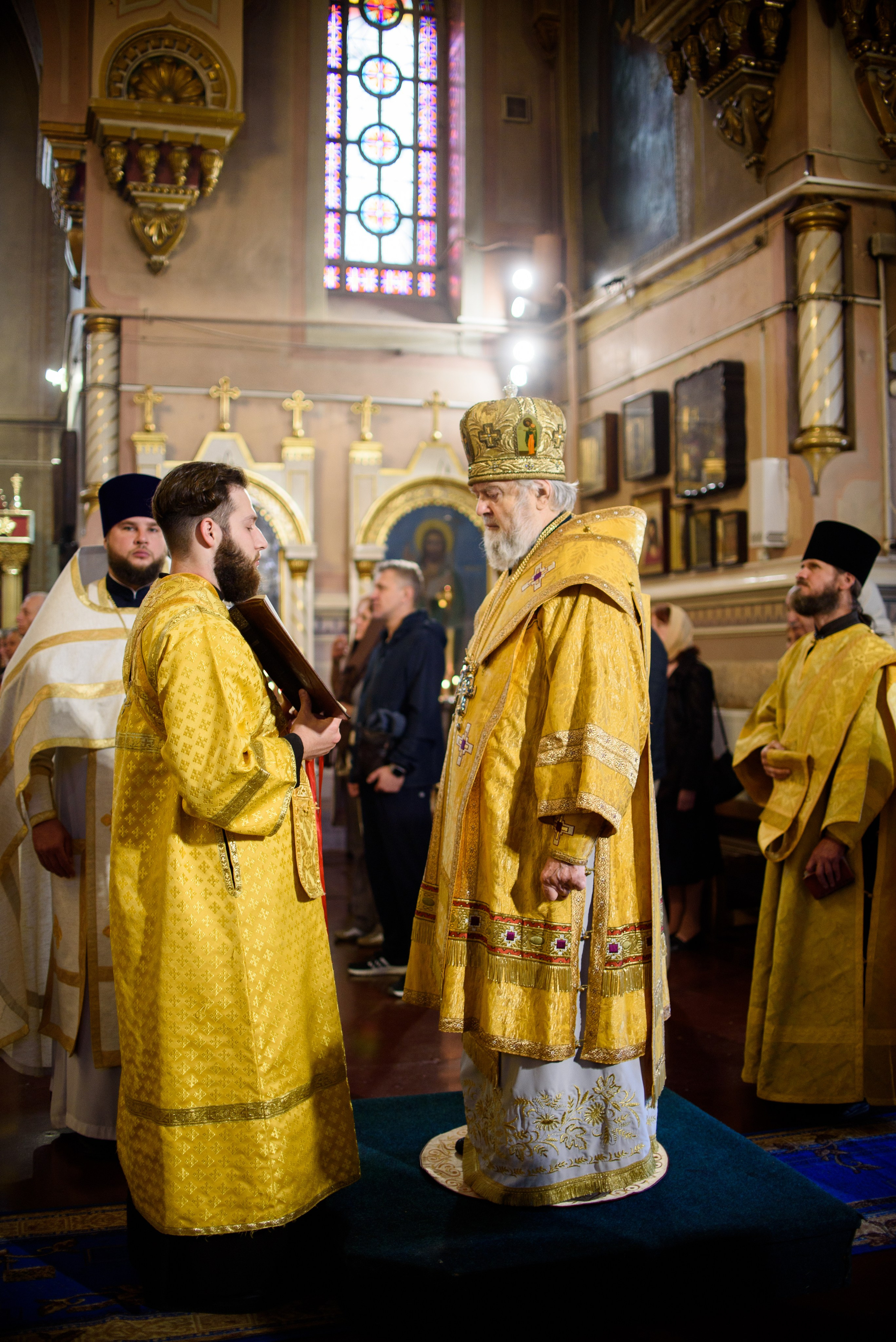 Воскресная литургия 29.10.2023. Семейный и свадебный фотограф в Феодосии и Коктебеле