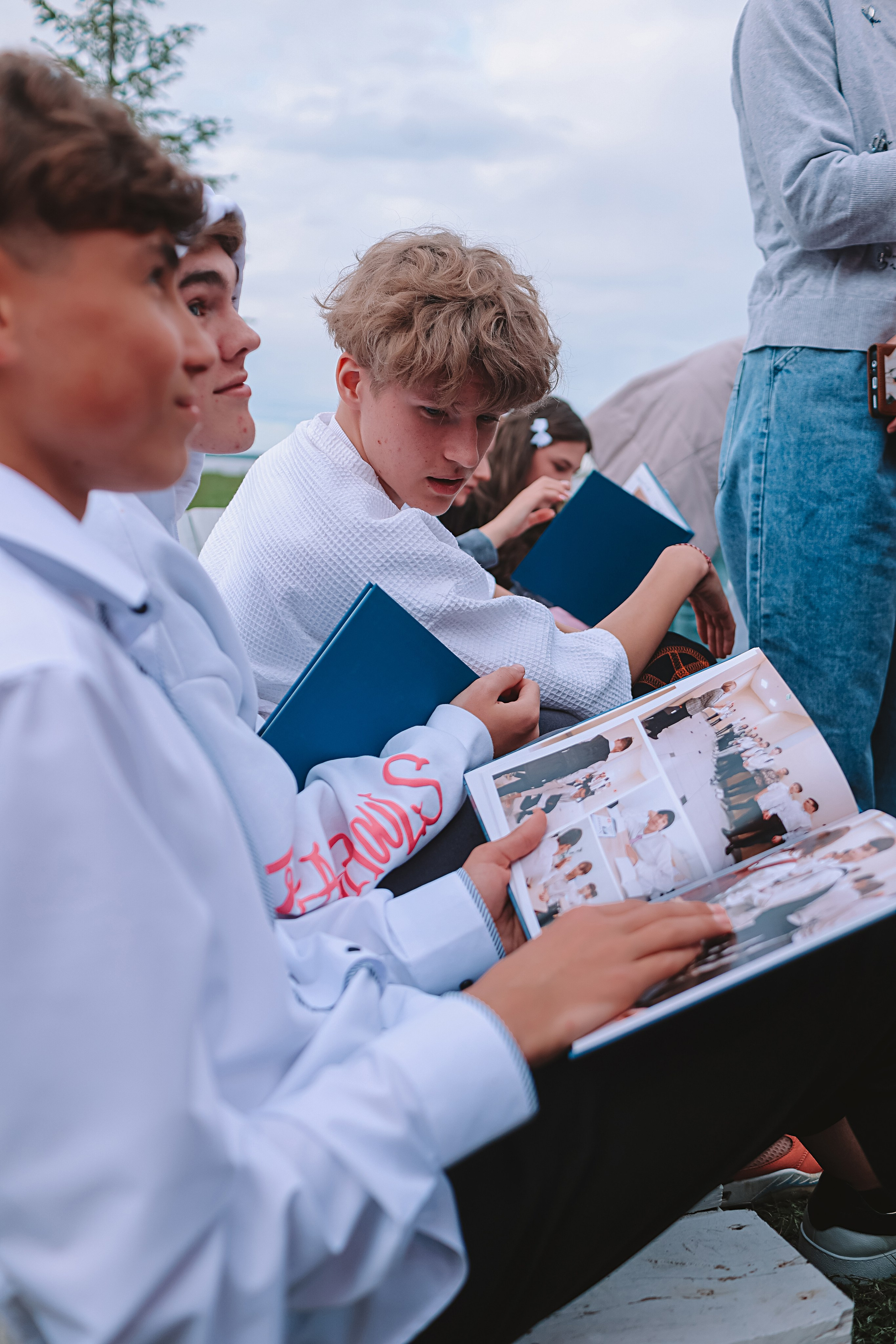 Последний звонок. Семейный фотограф Тюмень, фотограф на роды Салмина Мария