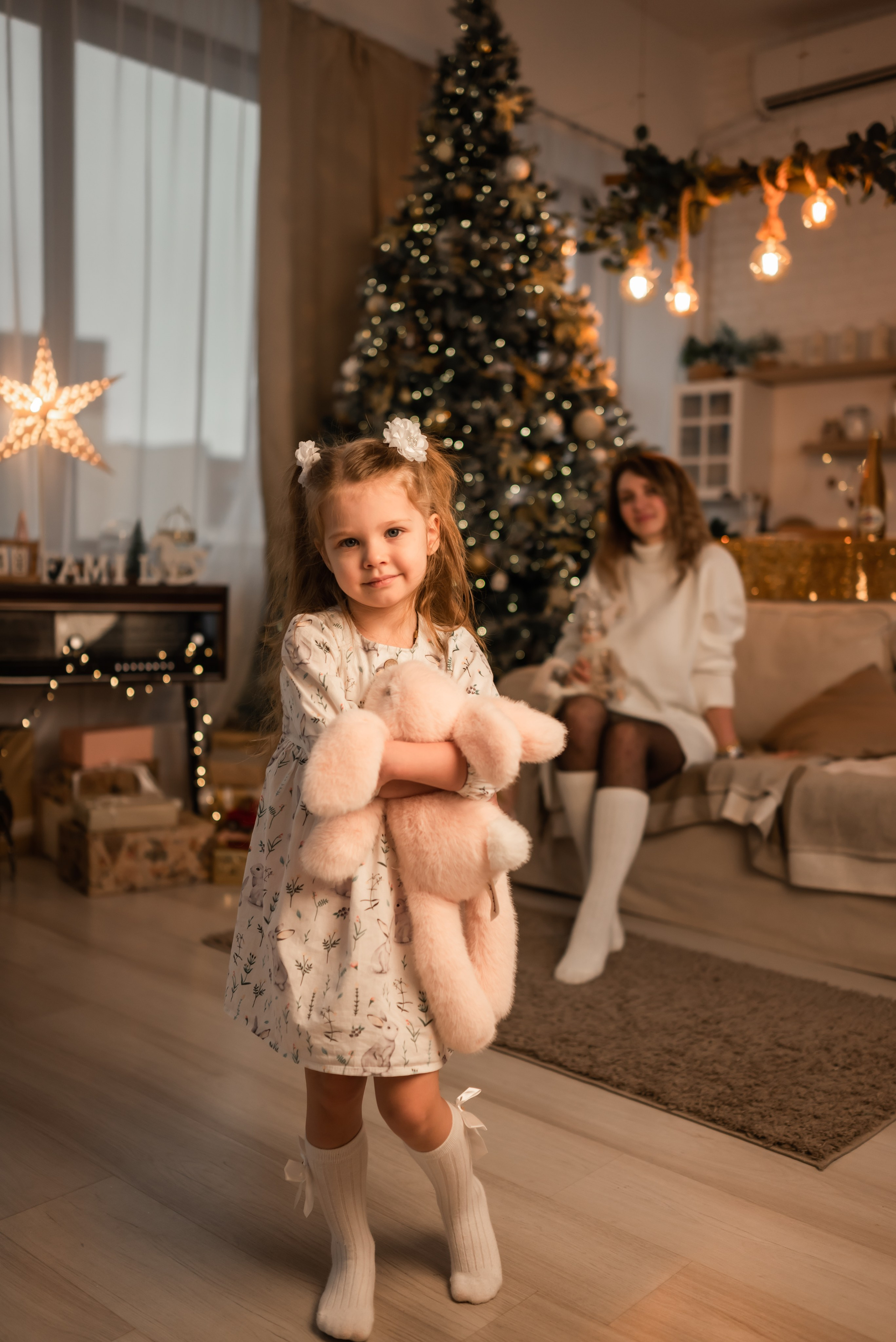 Новогодняя фотосессия в студии Location. Фотограф Ксения Огородова портфолио