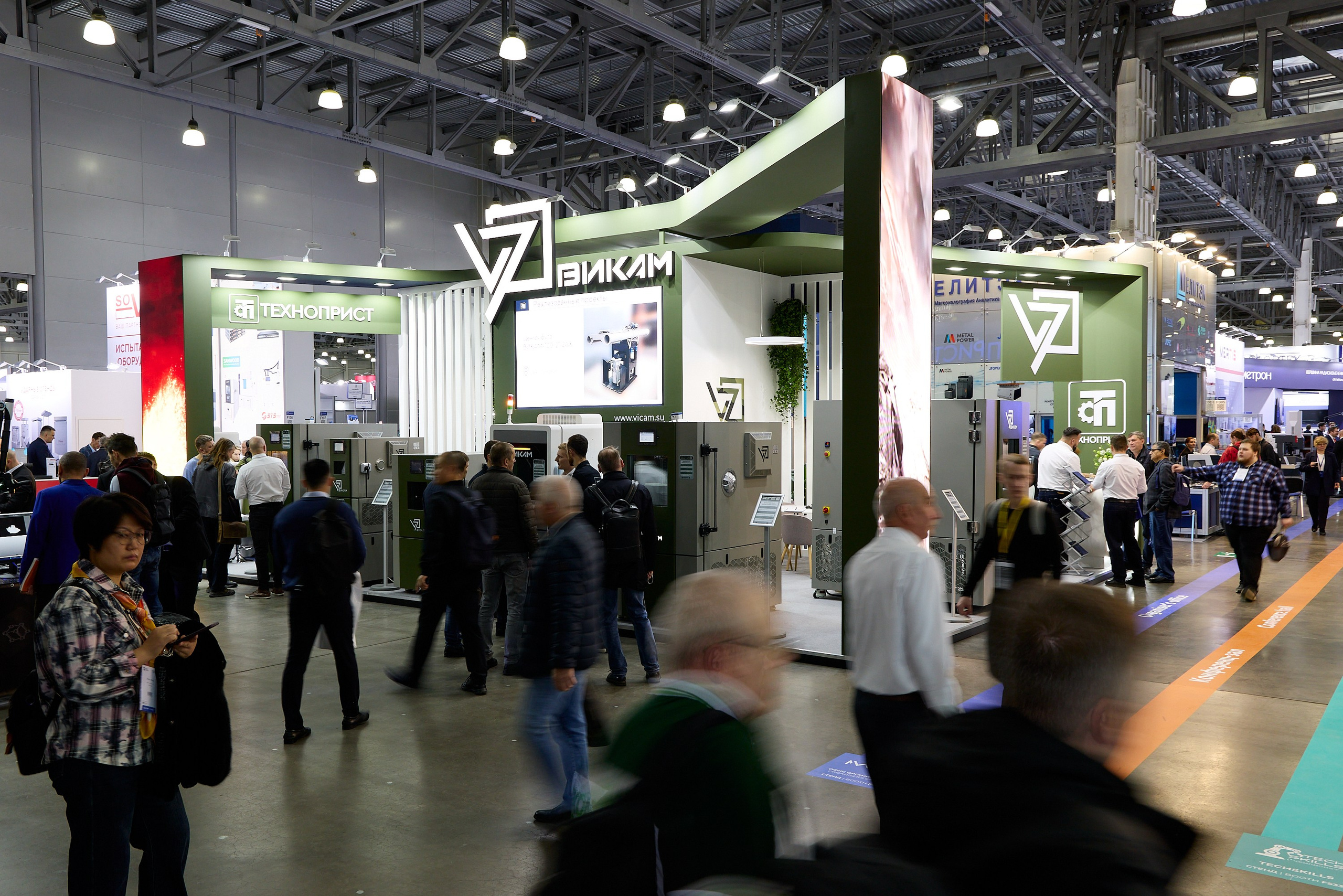 Стенд компании на выставке 