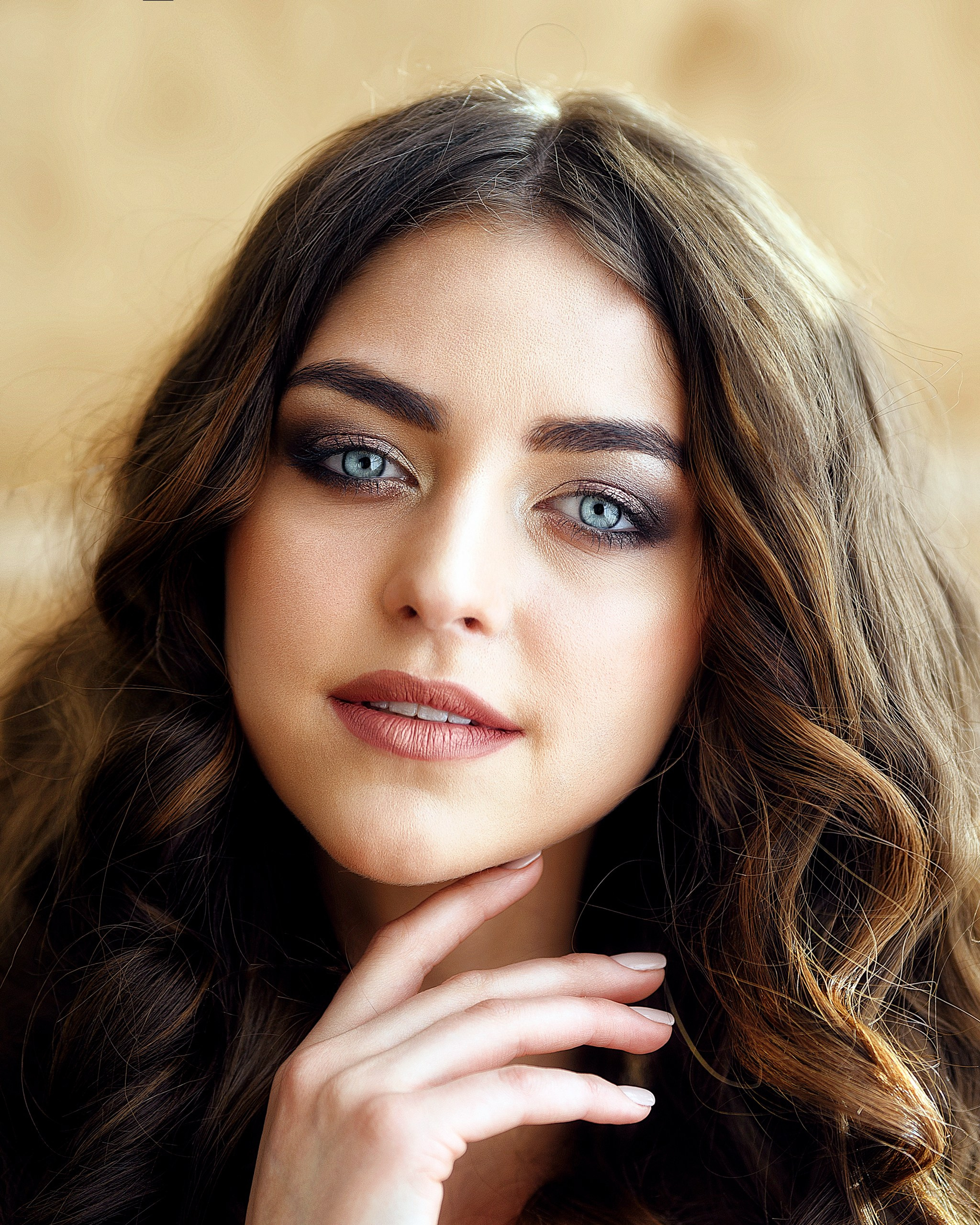 Контакты. Портретный фотограф в Новосибирске Василий Дан