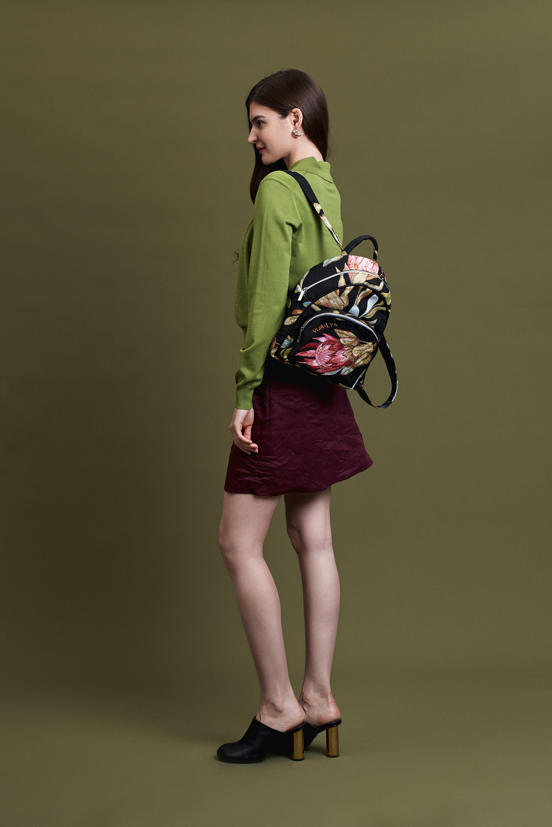 Каталог не на белом фоне. Фото и видео для брендов и бизнеса