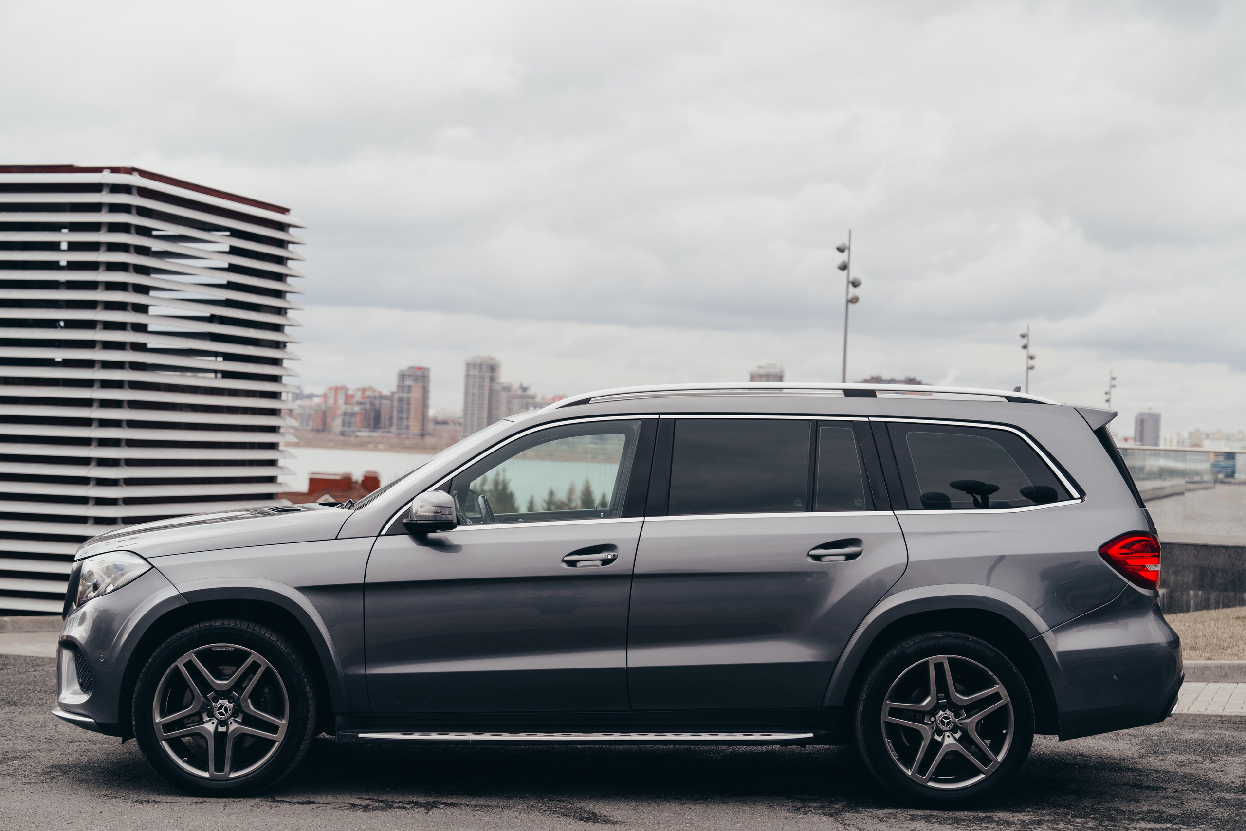 Mercedes-Benz GLS-Class 350 d. Идеальные портреты для соцсетей — Фотограф Ленар