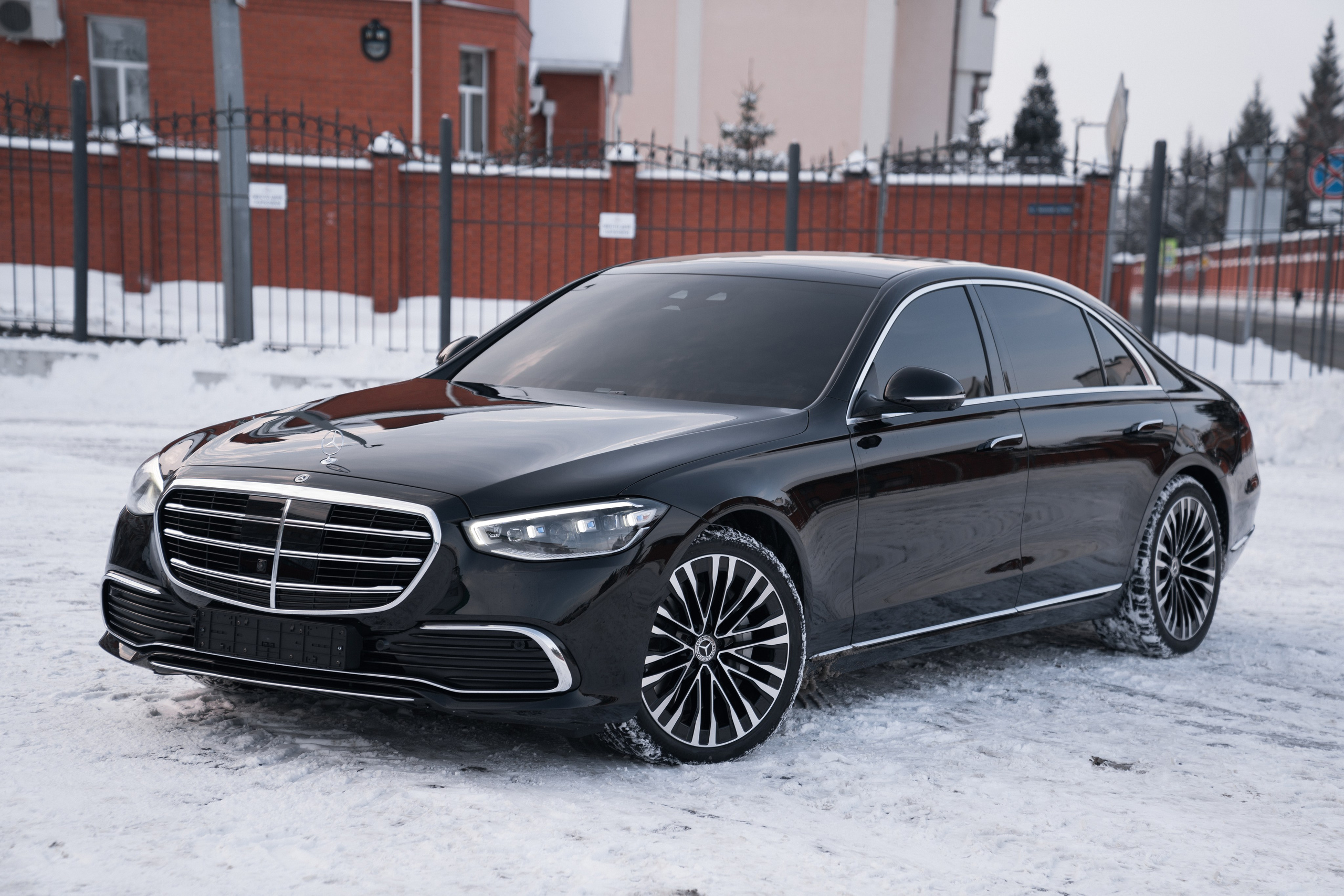 Mercedes-Benz S450. Идеальные портреты для соцсетей — Фотограф Ленар