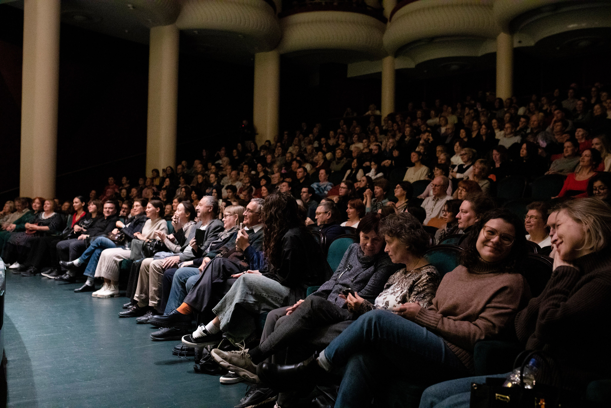 Елена Фролова. Ольга Пилант. АРТ, бэкстейдж, свадебная и семейная фотография, городской портрет, интерьерная фотография