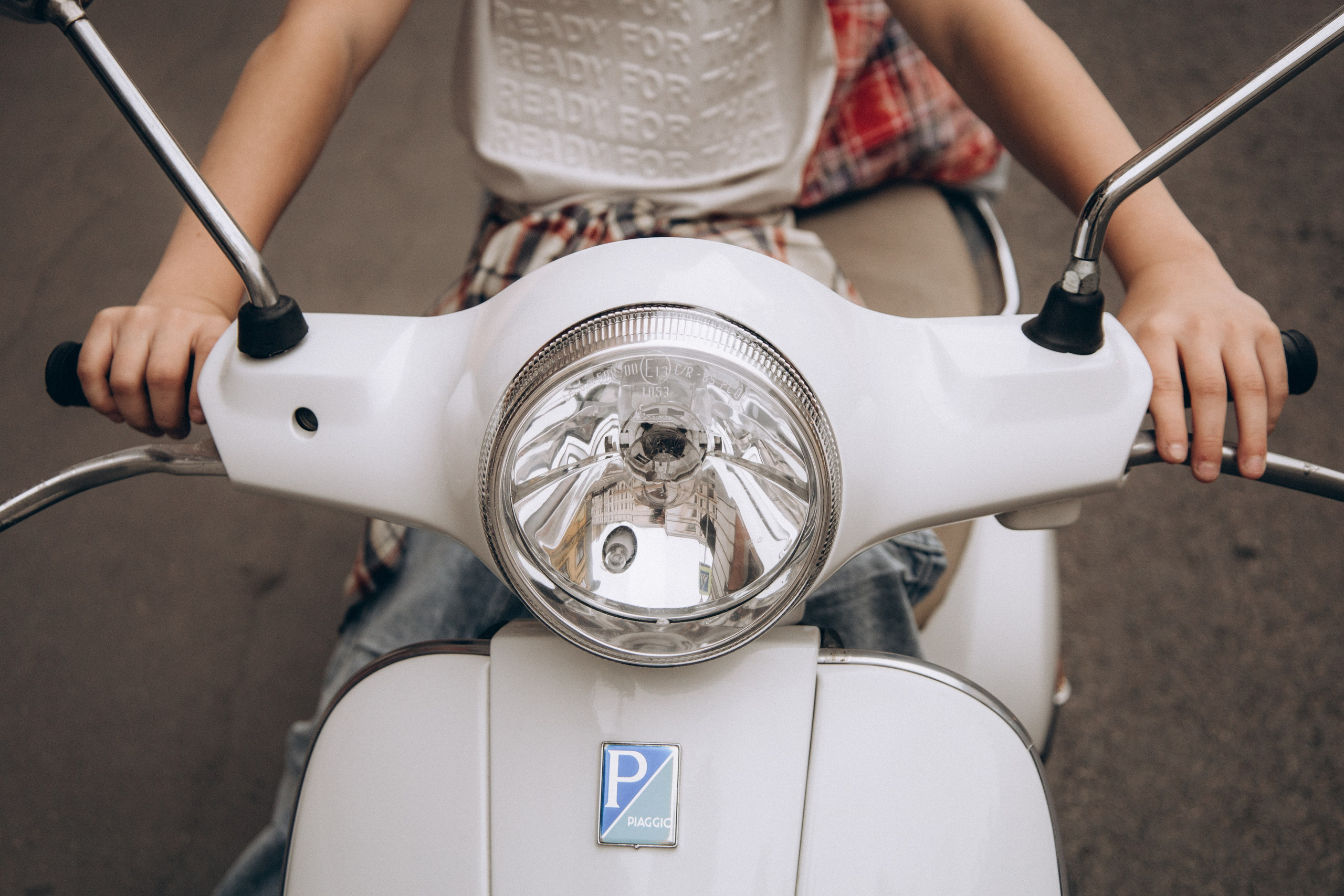 Фотосессия с мопедом в городе М. Семейный фотограф в Москве, Щелково, Фрязино _ Виктория Степанова