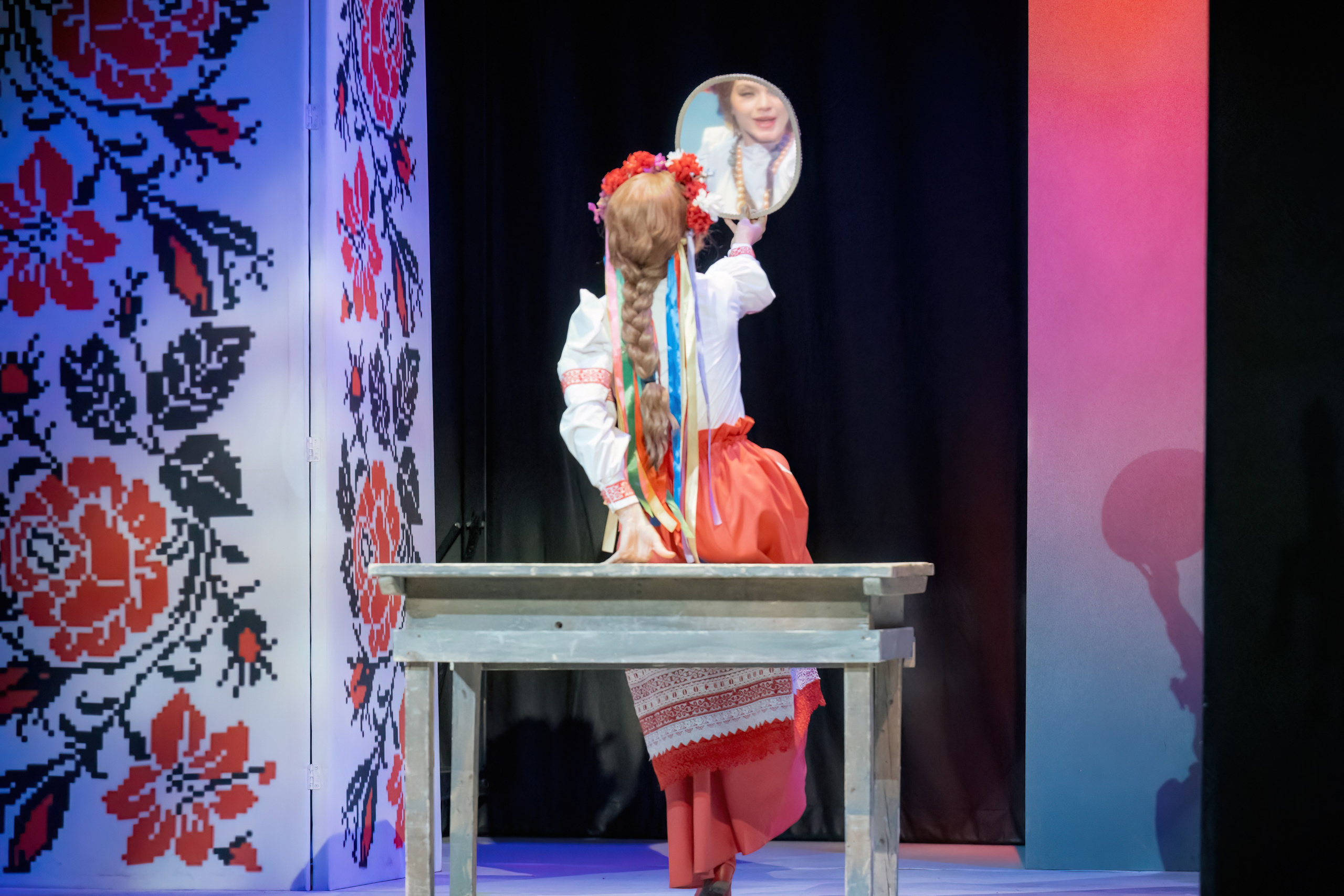 Спектакль «Ночь перед рождеством». Марк Шишкин — репортажный фотограф в Воронеже и России