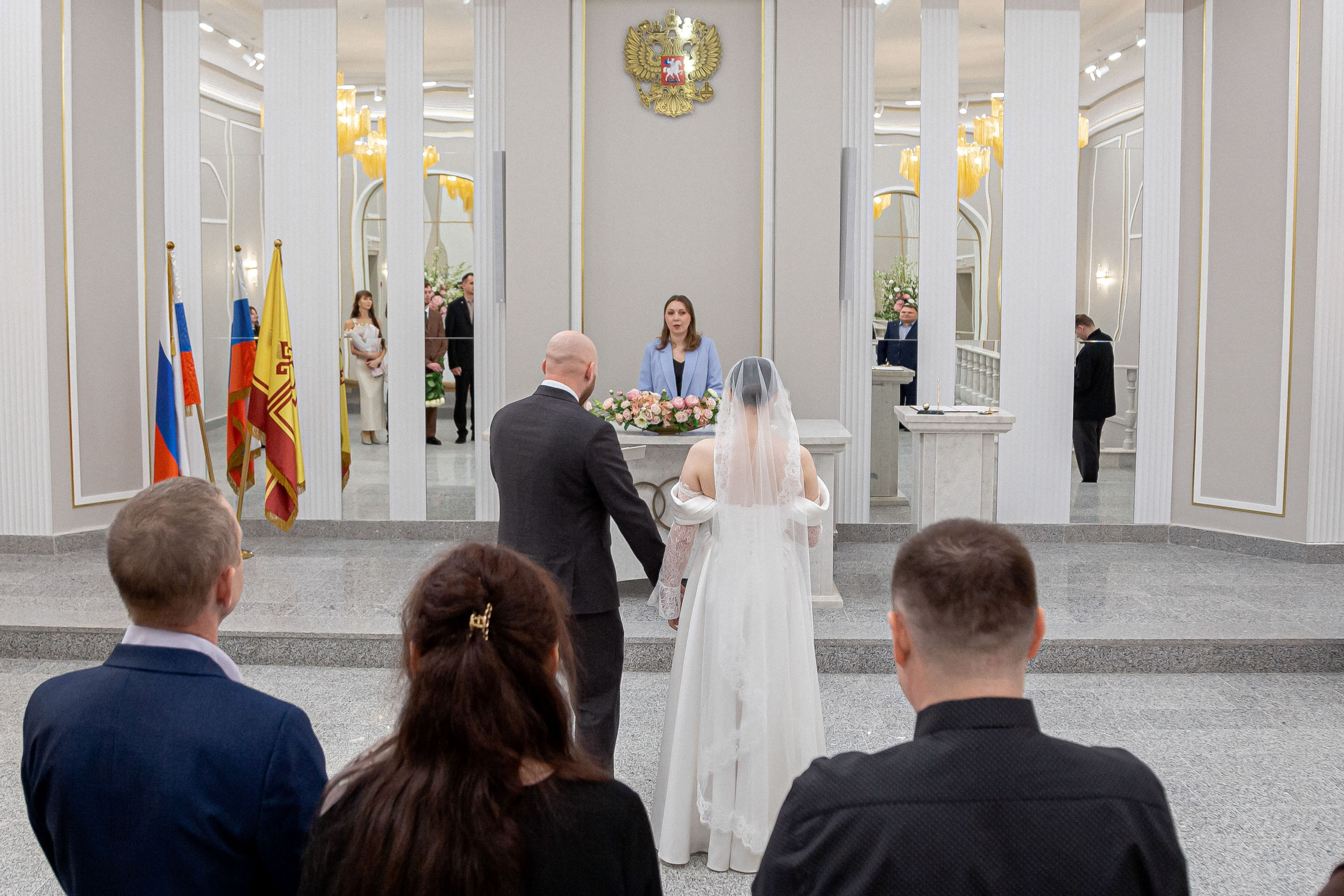 Свадебная фотосъёмка в ЗАГСЕ. Свадебный фотограф видеограф Чебоксары