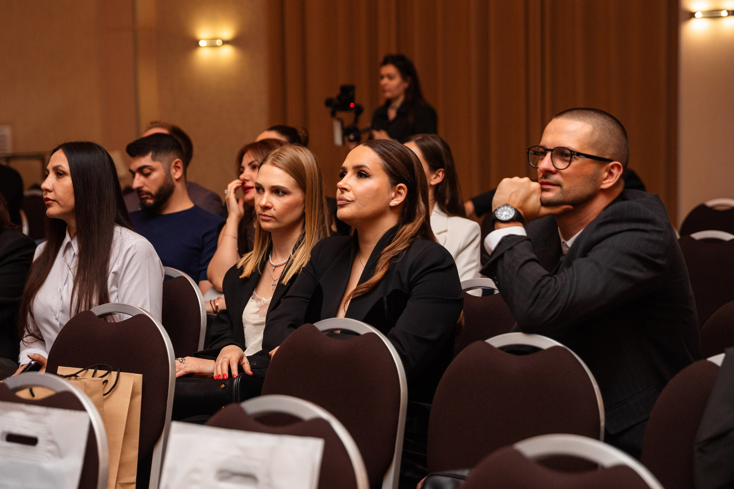 Конференция АВАНТИ. Фотограф Краснодар Настя Зокс