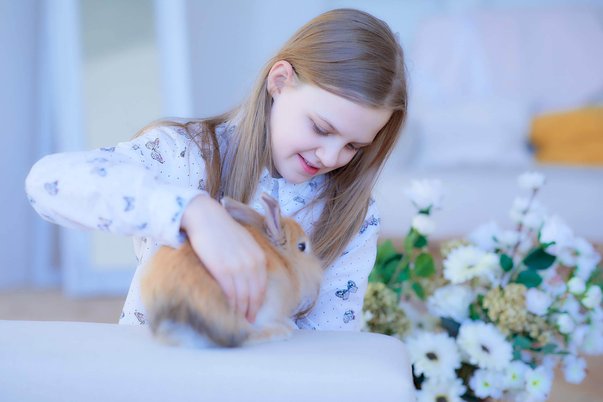 Настя и кролик Крош. Семейный и детский фотограф в Ярославле Юлия Галашина