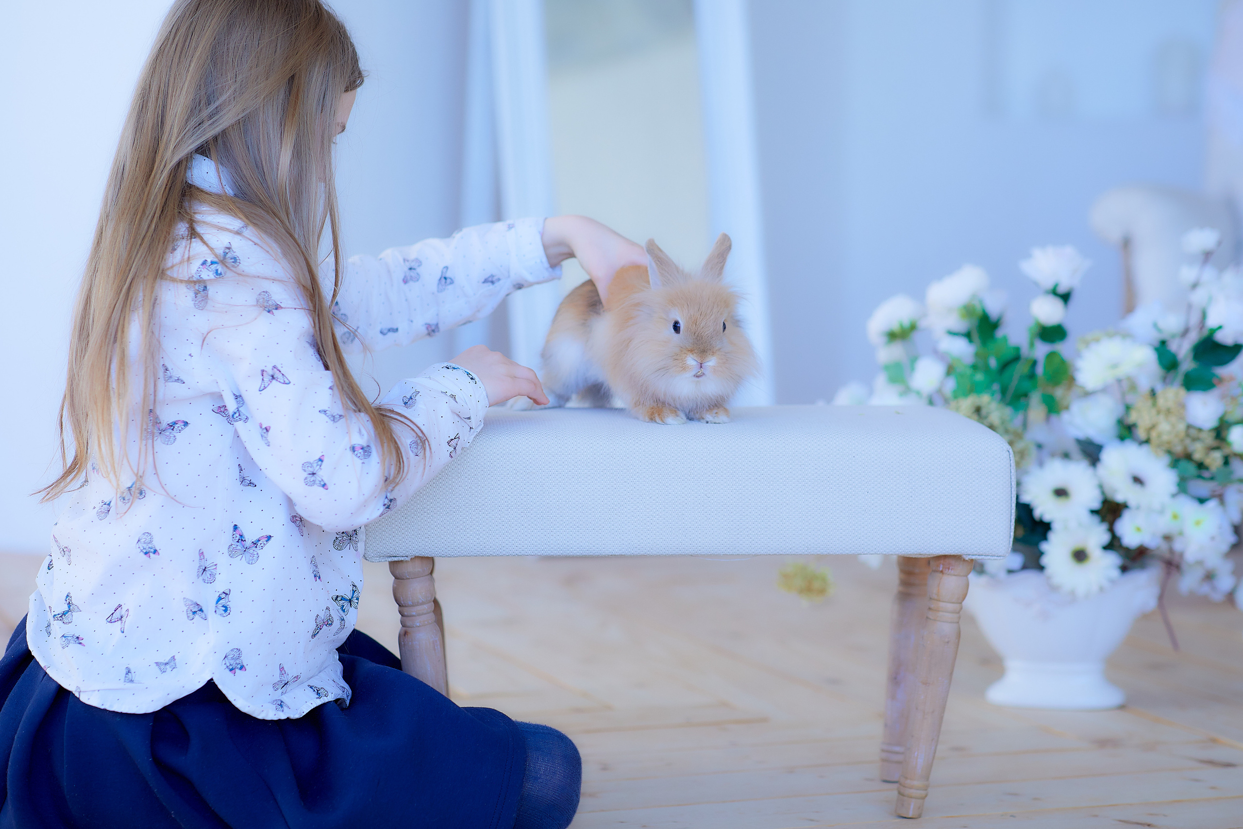 Настя и кролик Крош. Семейный и детский фотограф в Ярославле Юлия Галашина