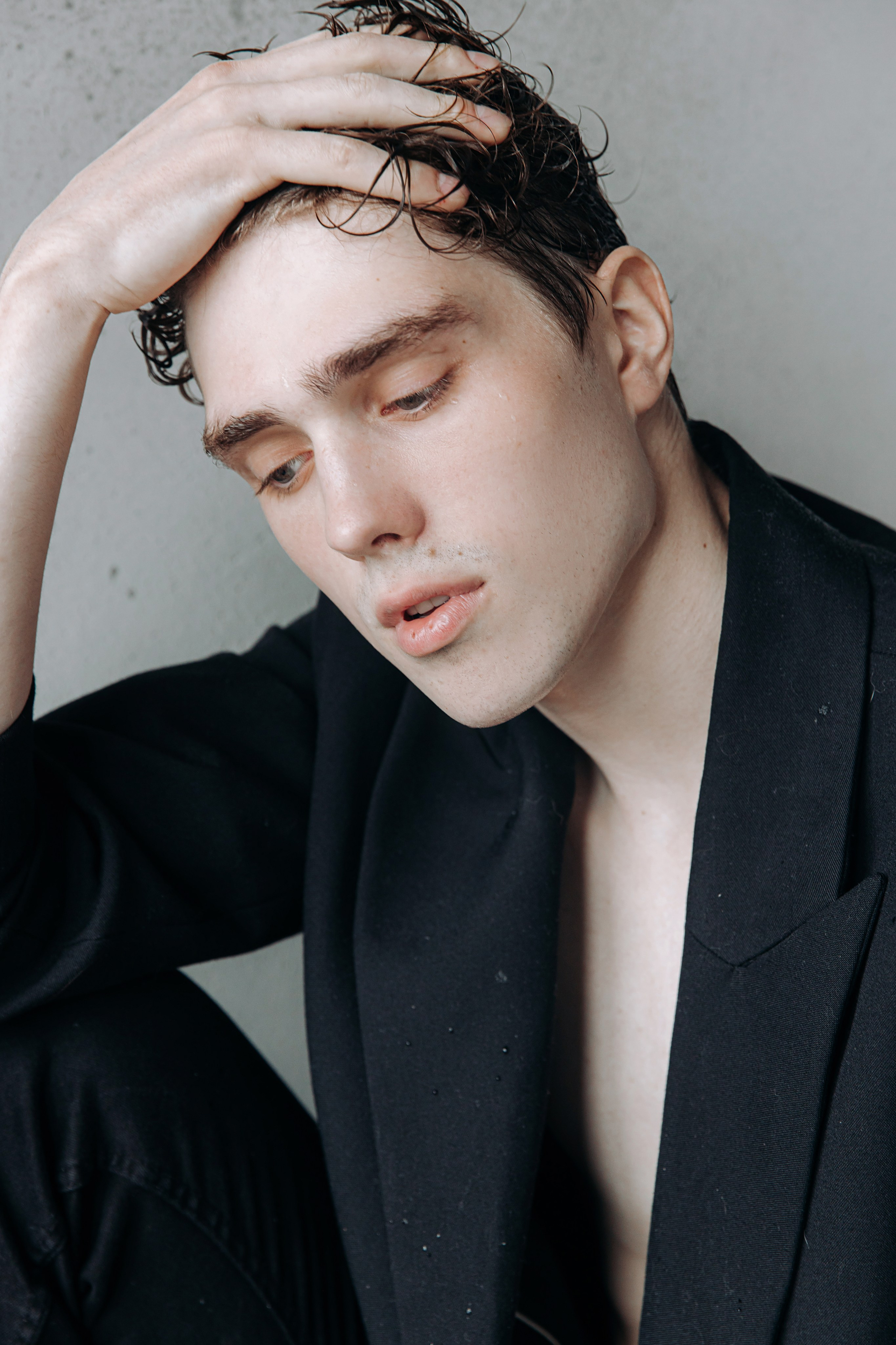 Саша. Главная