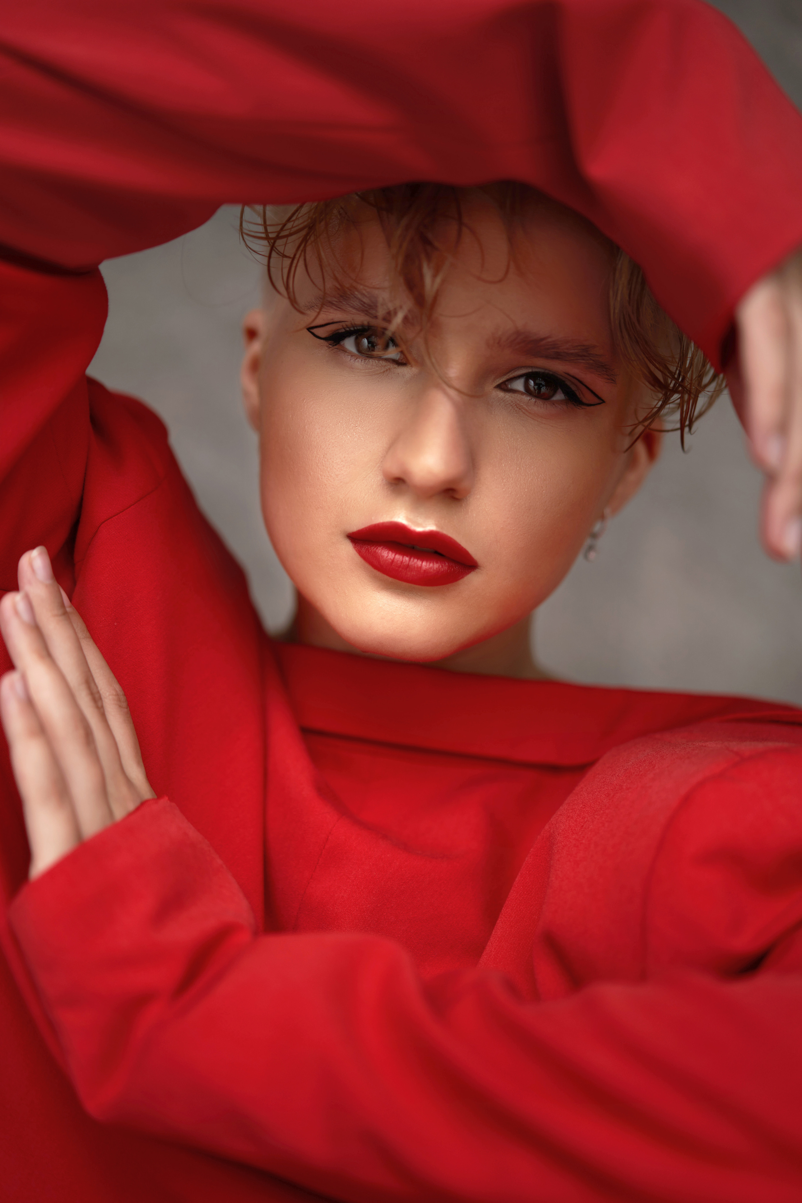 Контакты. Фотограф Анна Добротворская, Хабаровск