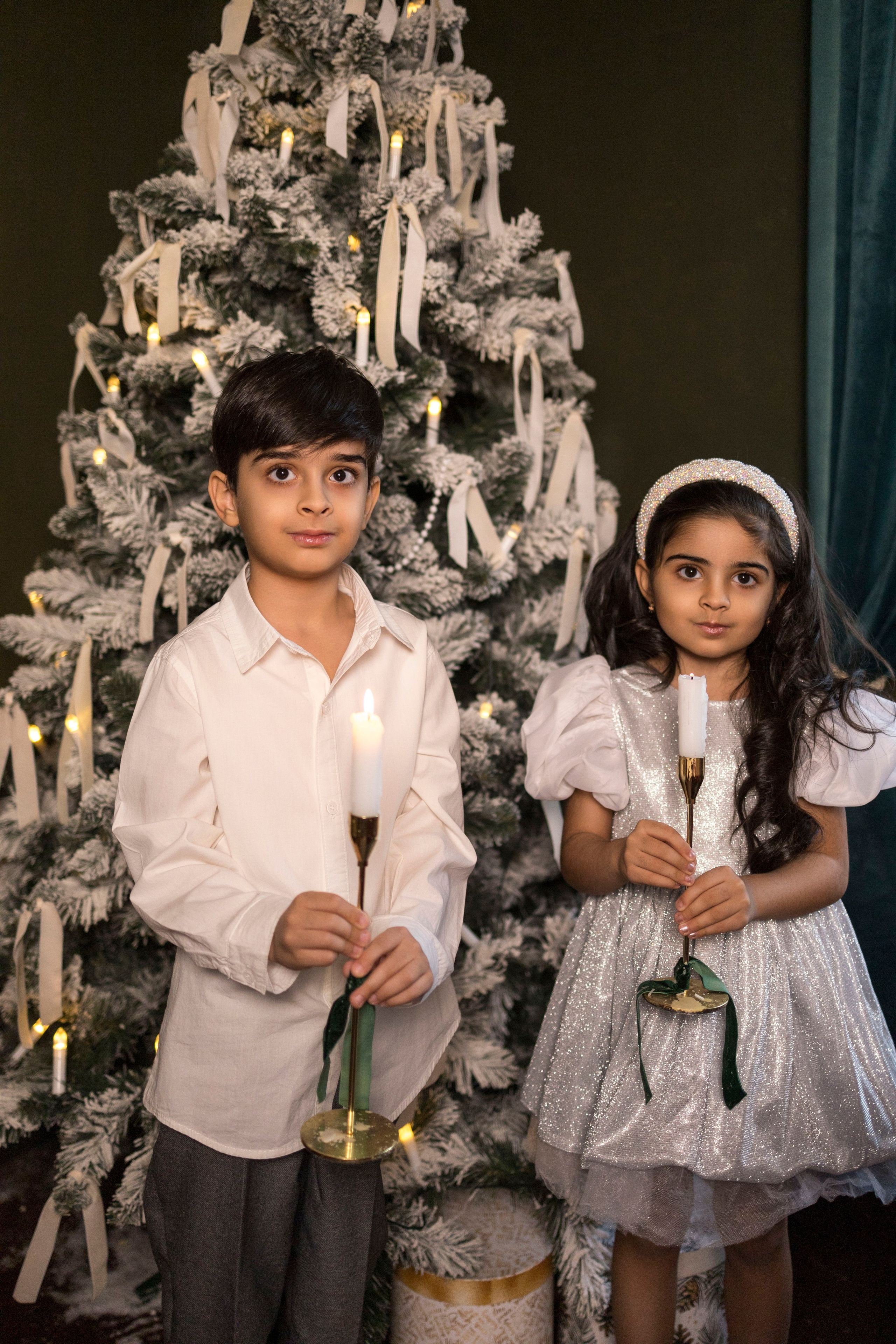 Братик и сестричка в Новый год. Фотограф в Одинцово и Москве Анастасия Летовальцева