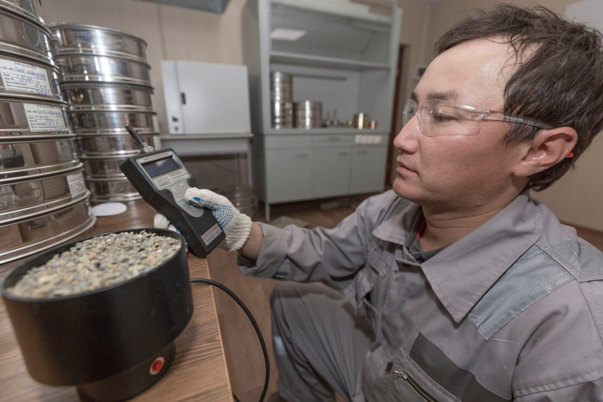 Рекламная фотосессия. Фотограф в Атырау Максим Стадниченко