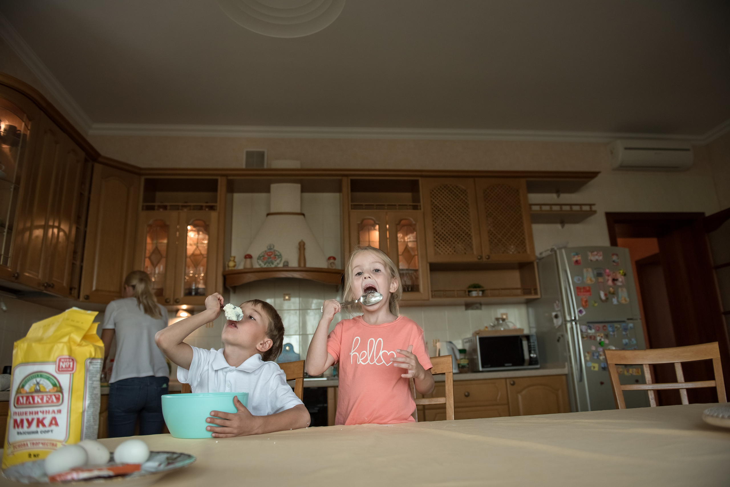 Семейная фотосессия дома. Фотограф Саратов Юлия Петрова