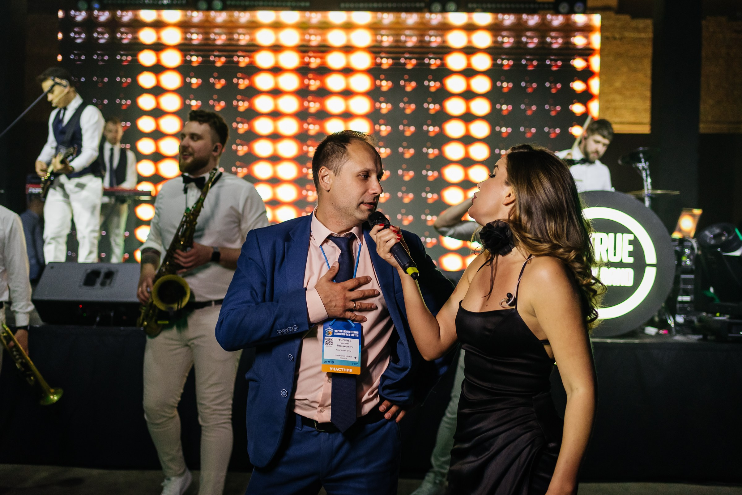 Репортажная фотосъёмка в Брусницын Холле. Свадебный фотограф в Санкт-Петербурге Венера Ахметова