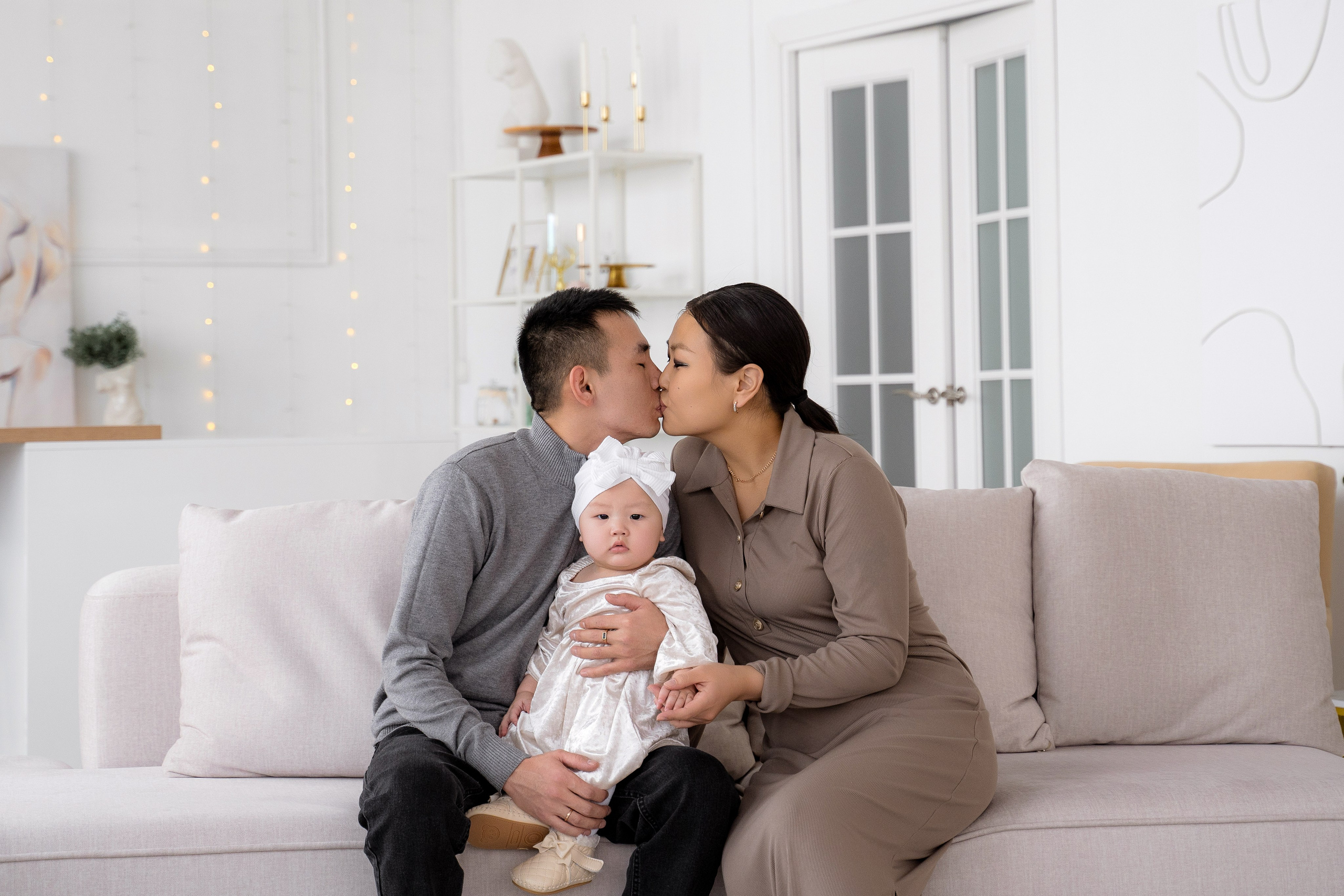 Семейная Люкс. Фотостудия Малина в городе Улан-Удэ. Фотограф Ирина Жарникова