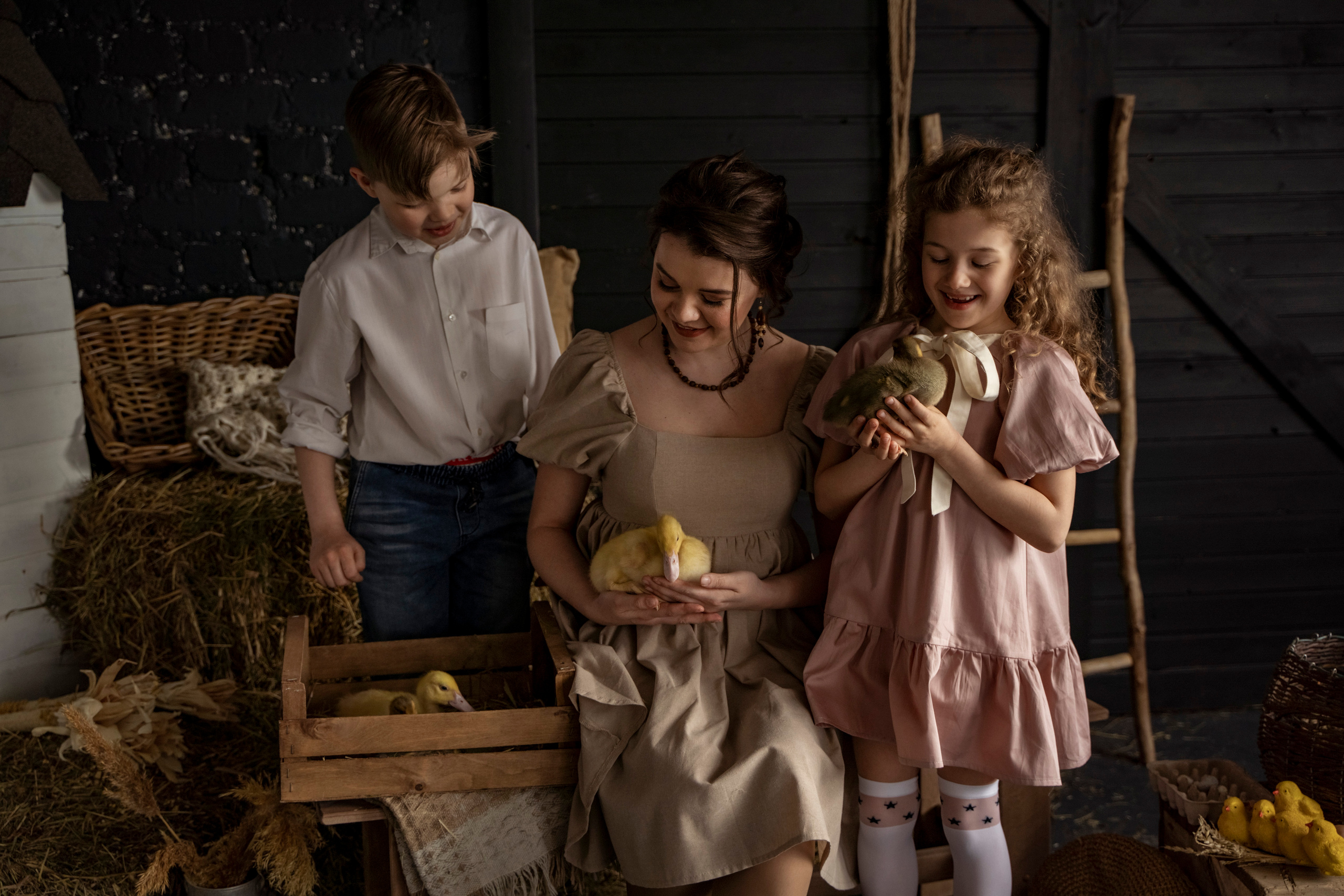 Анастасия с детьми. Главная