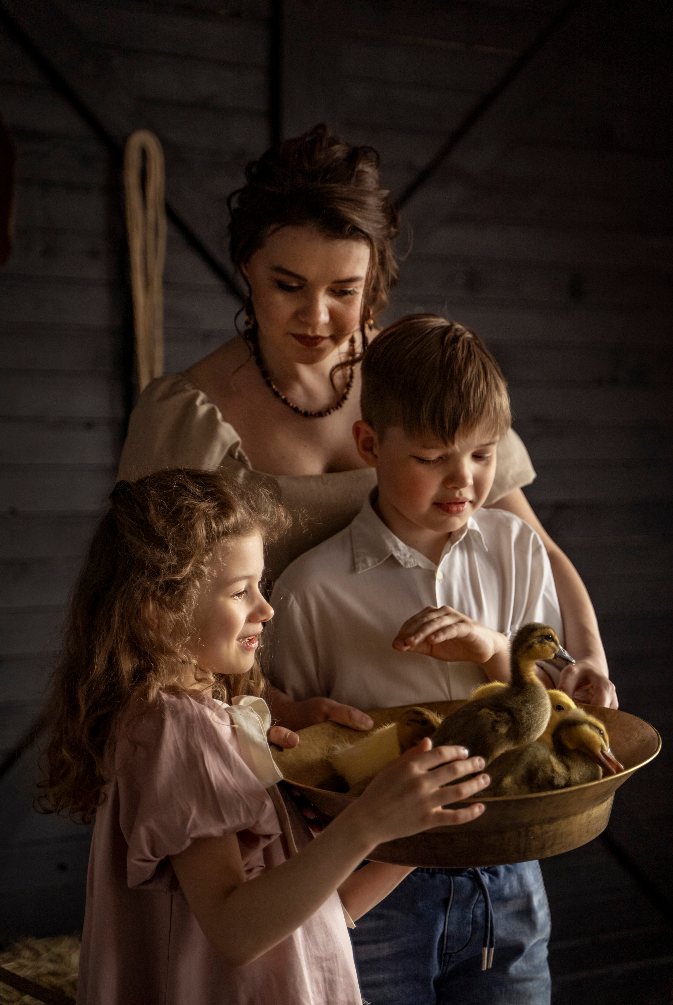 Анастасия с детьми. Главная