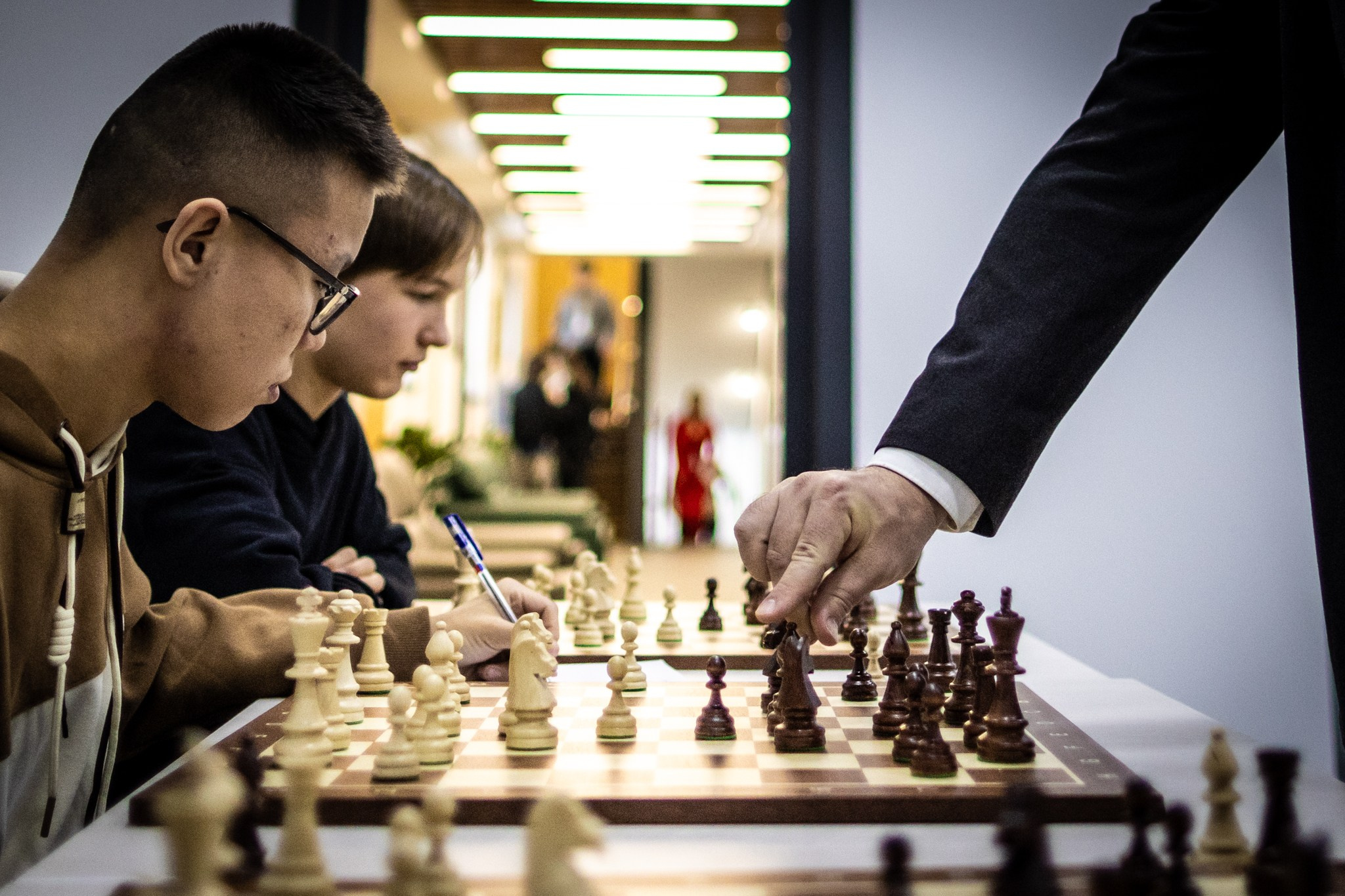 2025.02.01 KAZAKHMYS Youth Team Chess CUP 2025 — Simul with Alexander Moiseenko. Фотограф Анна Штурман (репортажная съёмка любых событий и мероприятий) Anna Shtourman photographer