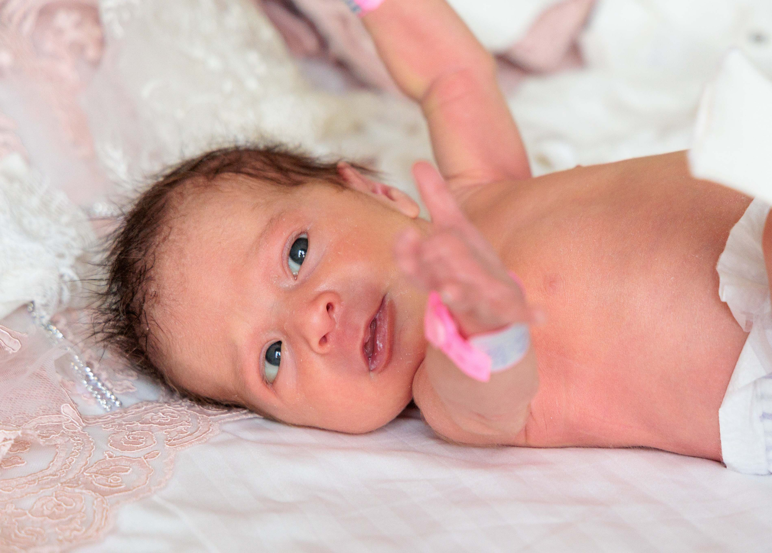 Профессиональная съемка выписки новорожденного в Ессентуках.