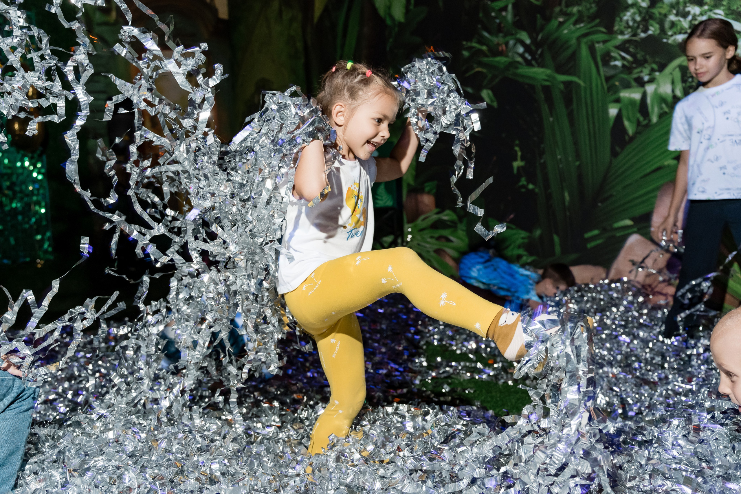 С Днем Рождения, Гена! Остров Discovery