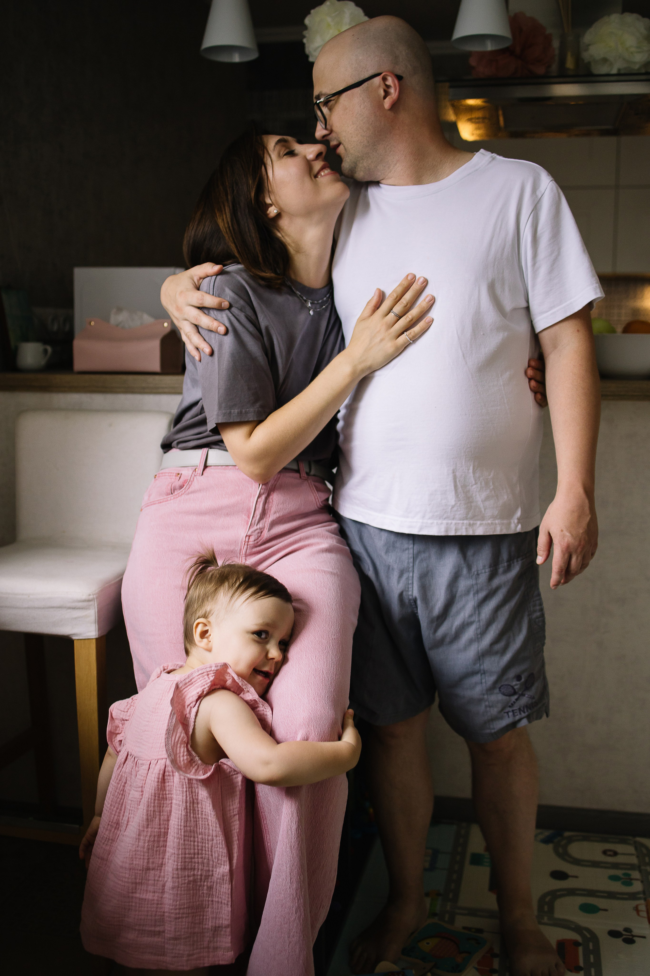 Домашняя семейная фотосессия с двумя детьми. Семейный фотограф в Томске Максимова Екатерина